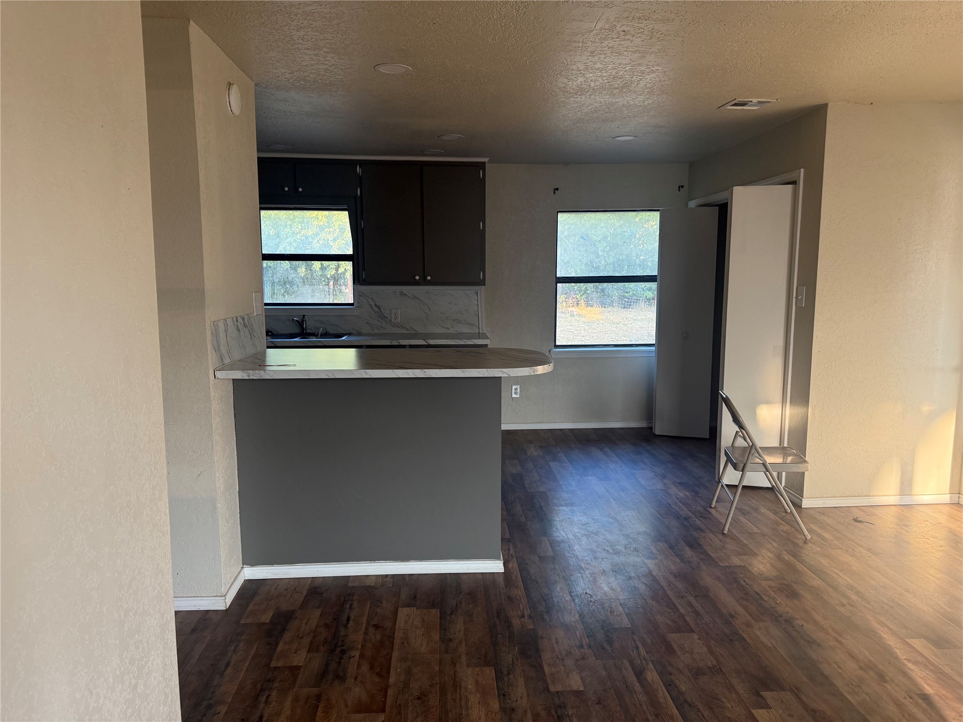 24 2nd Property Photo 5