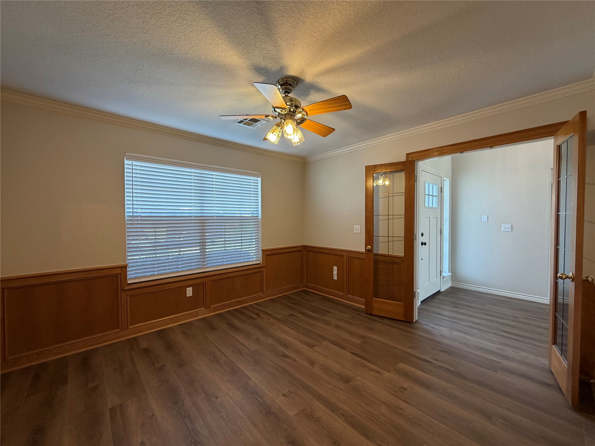 9203 S 73rd East Avenue Property Photo 6