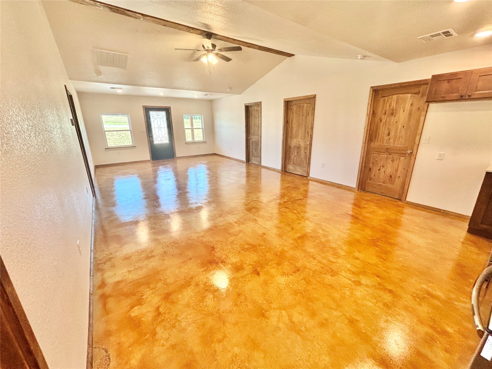 11481 W County Road 1205 A Property Photo 8