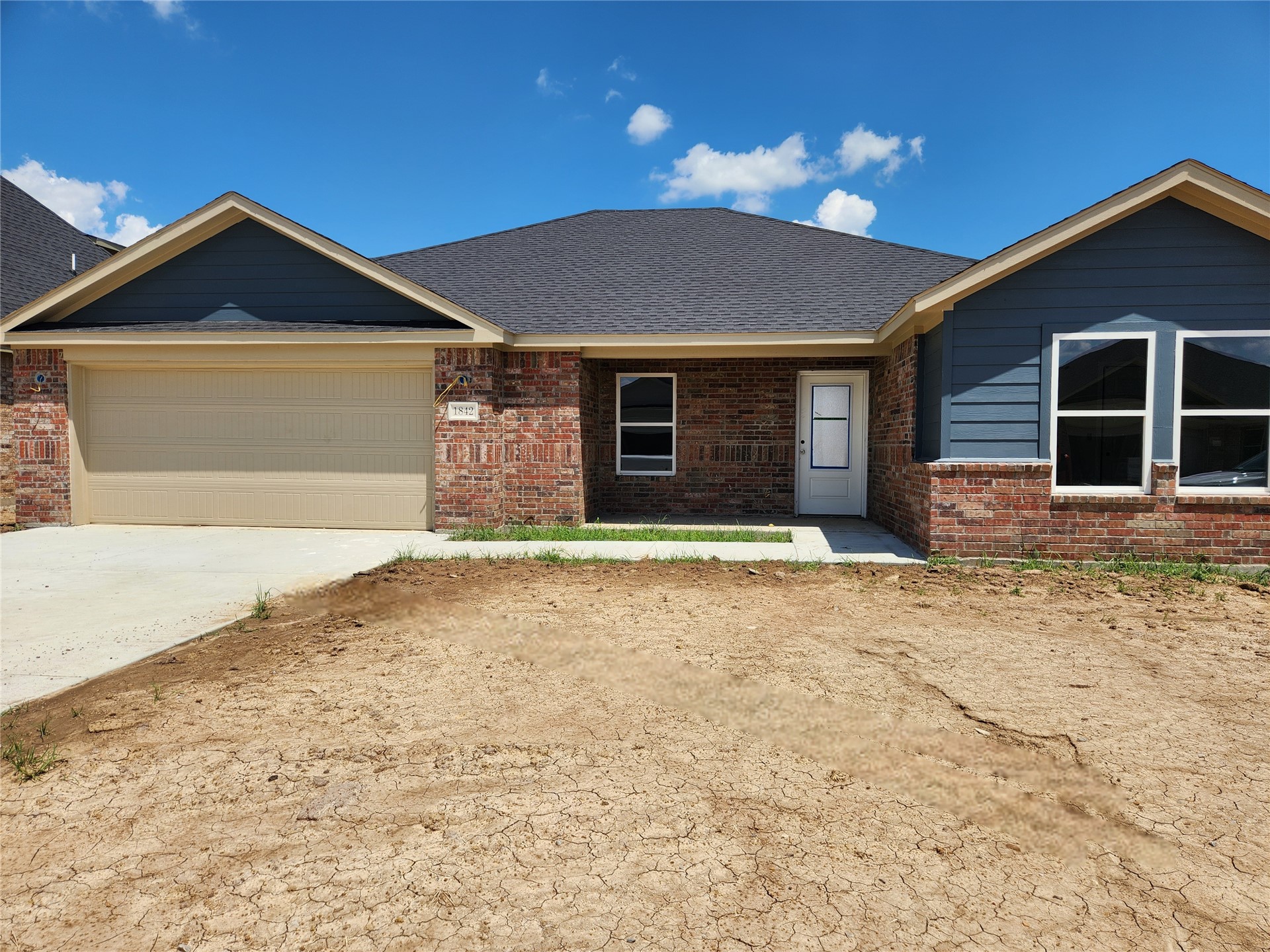 1842 Topaz Road Property Photo 1