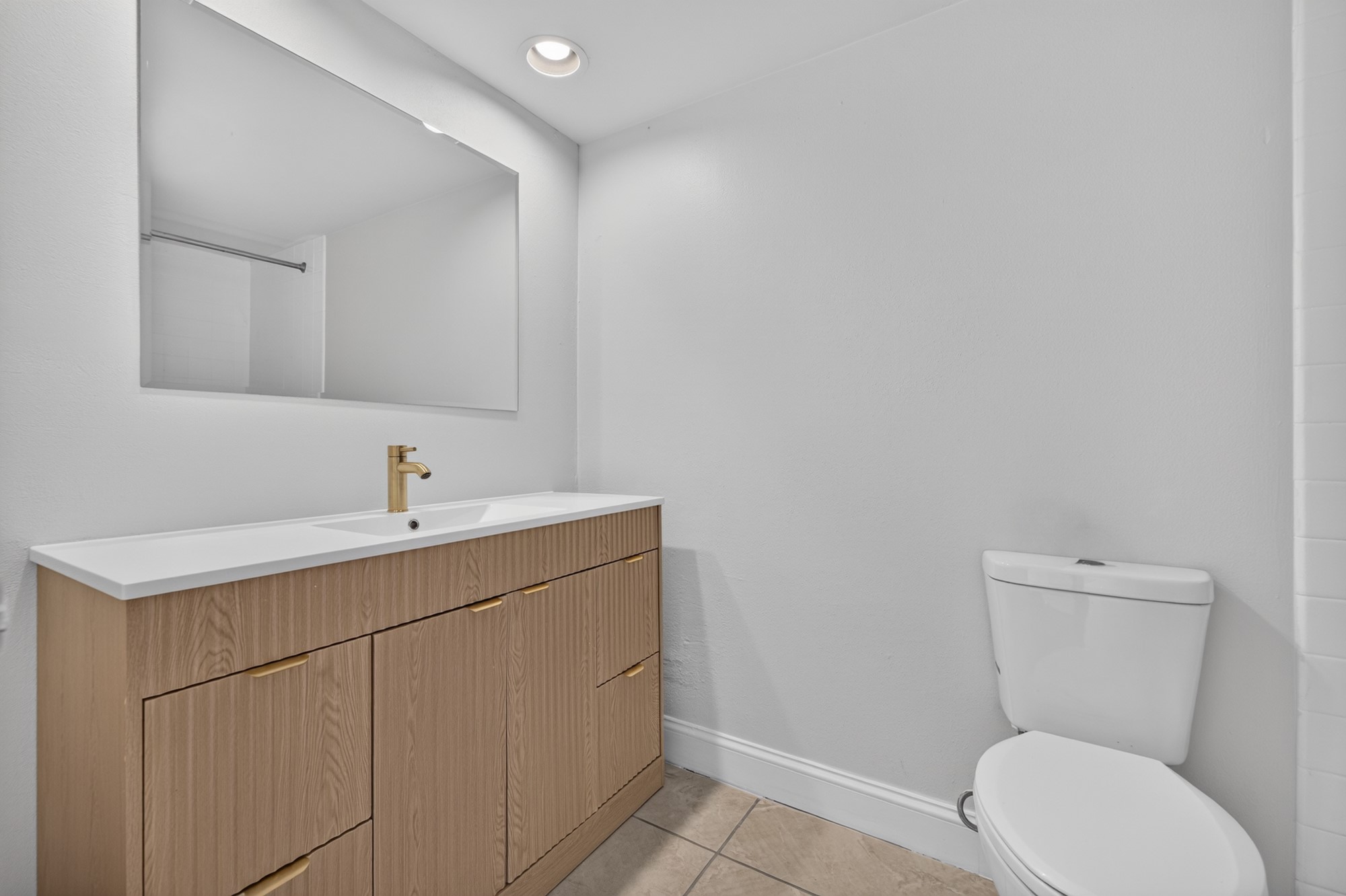 410 W 7th Street 1421 Property Photo 15