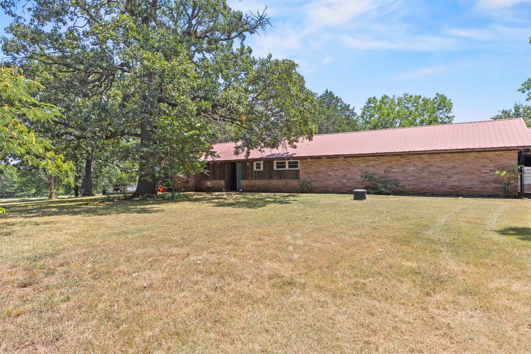 16445 County Road 1460 Property Photo 2