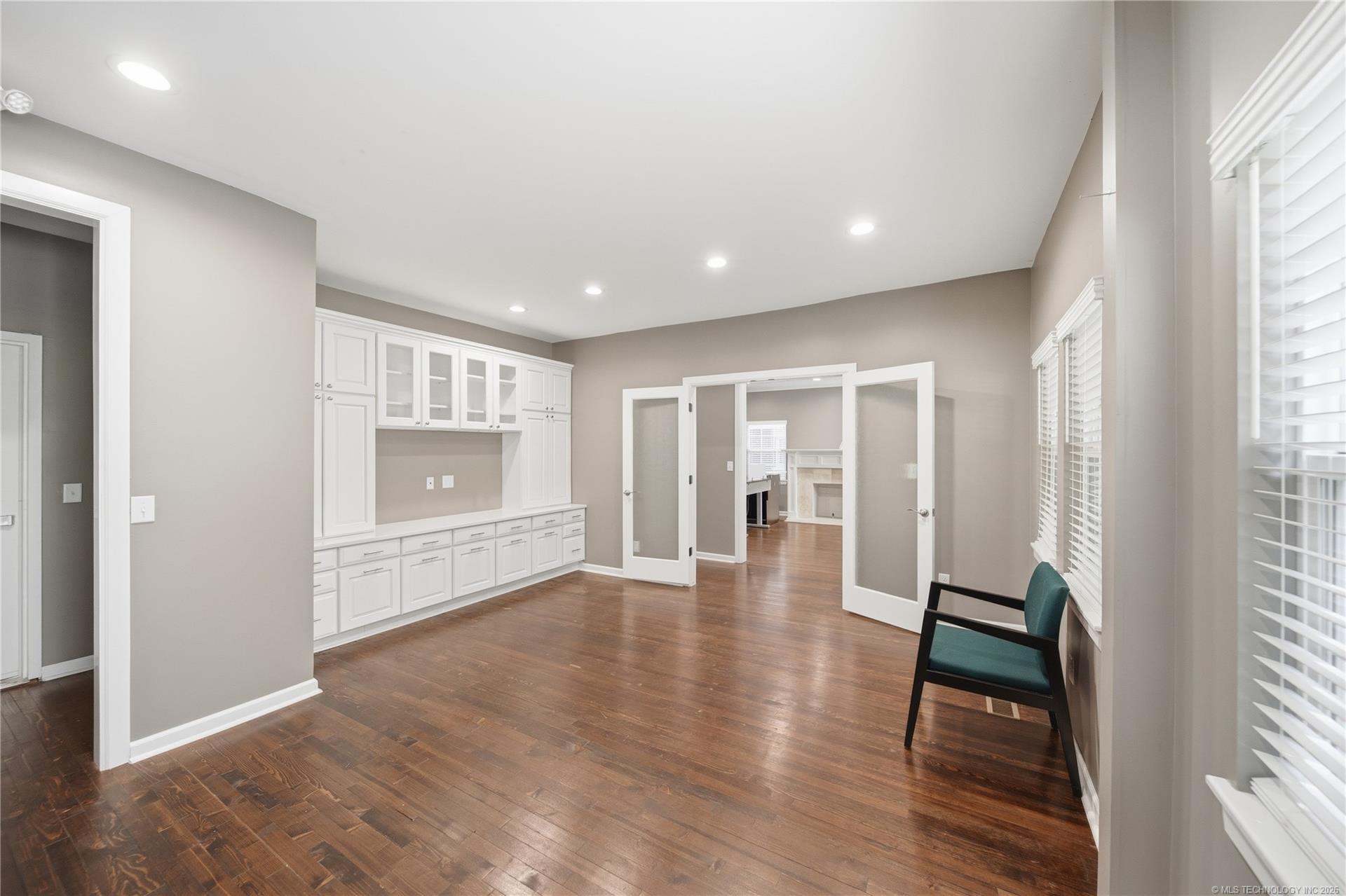 1628 S Cincinnati Avenue Property Photo 4