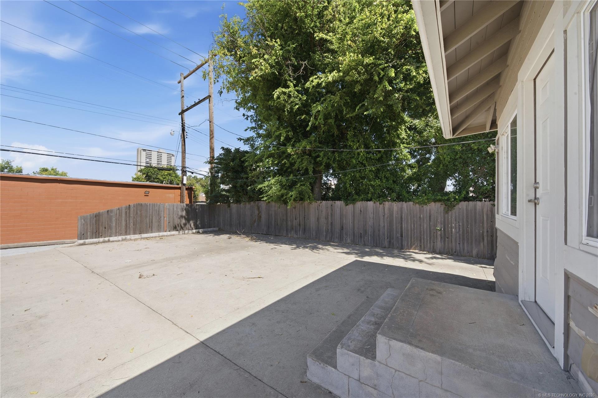 1628 S Cincinnati Avenue Property Photo 15