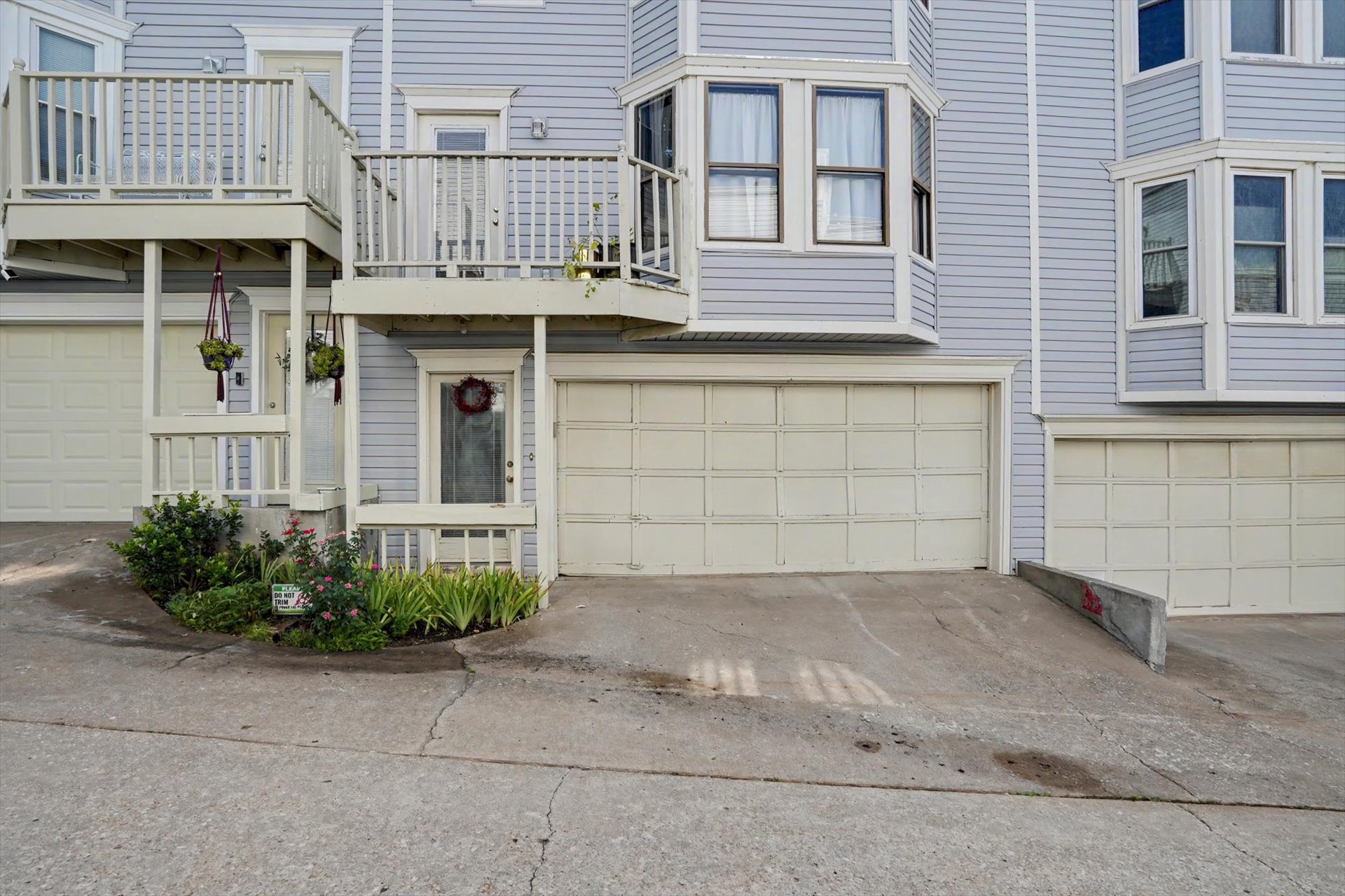 768 W 13th Street B9 Property Photo 1