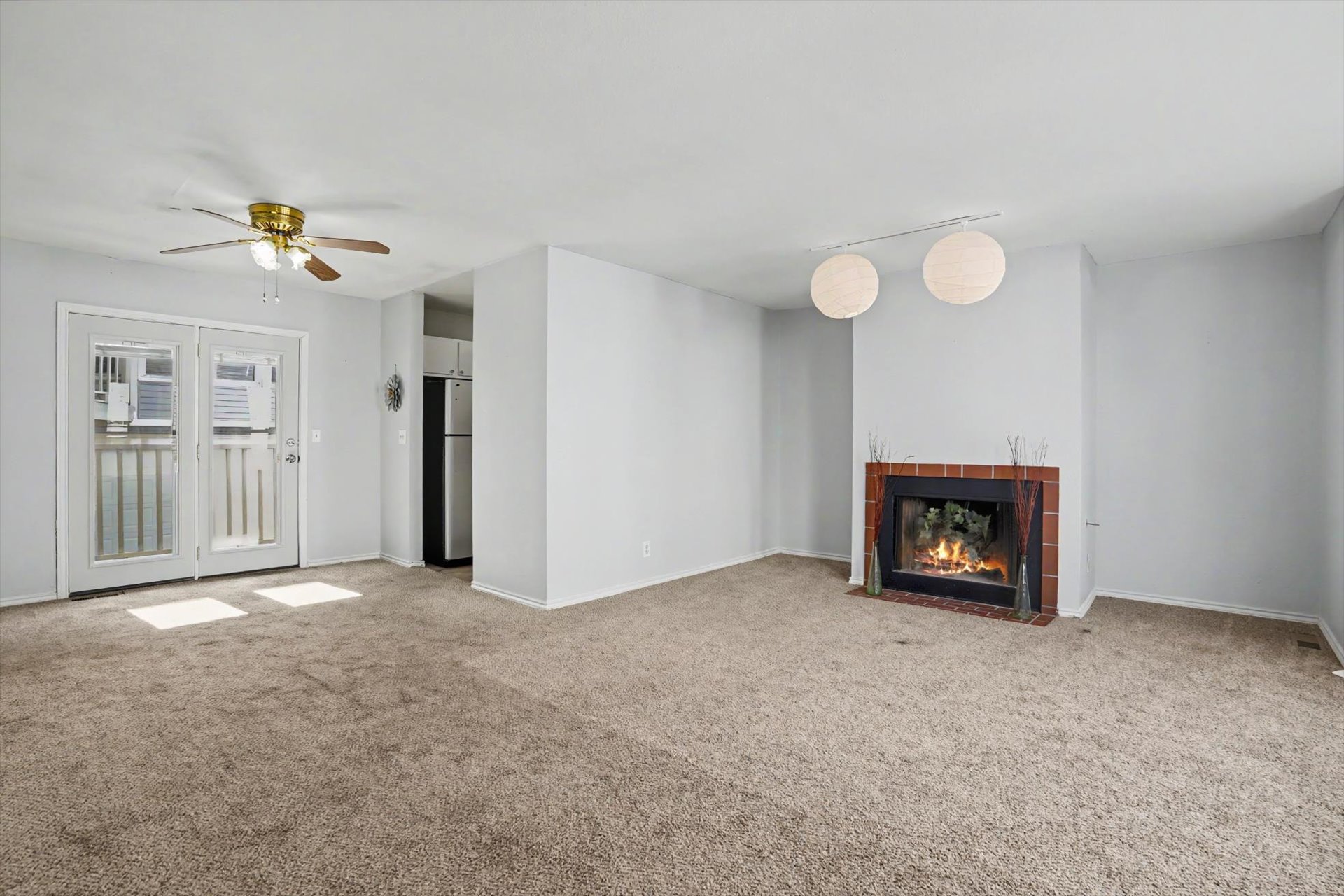 768 W 13th Street B9 Property Photo 17