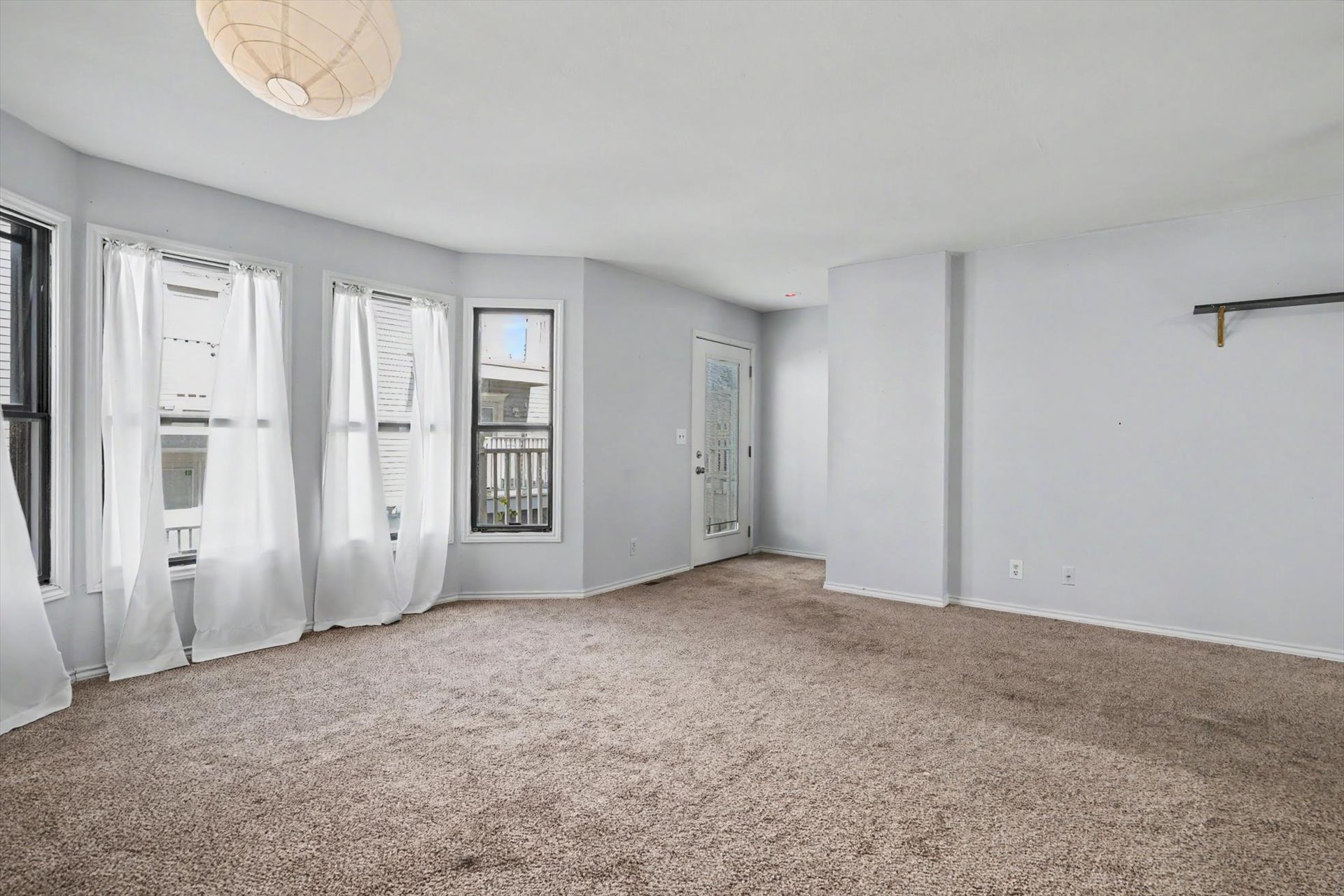 768 W 13th Street B9 Property Photo 20