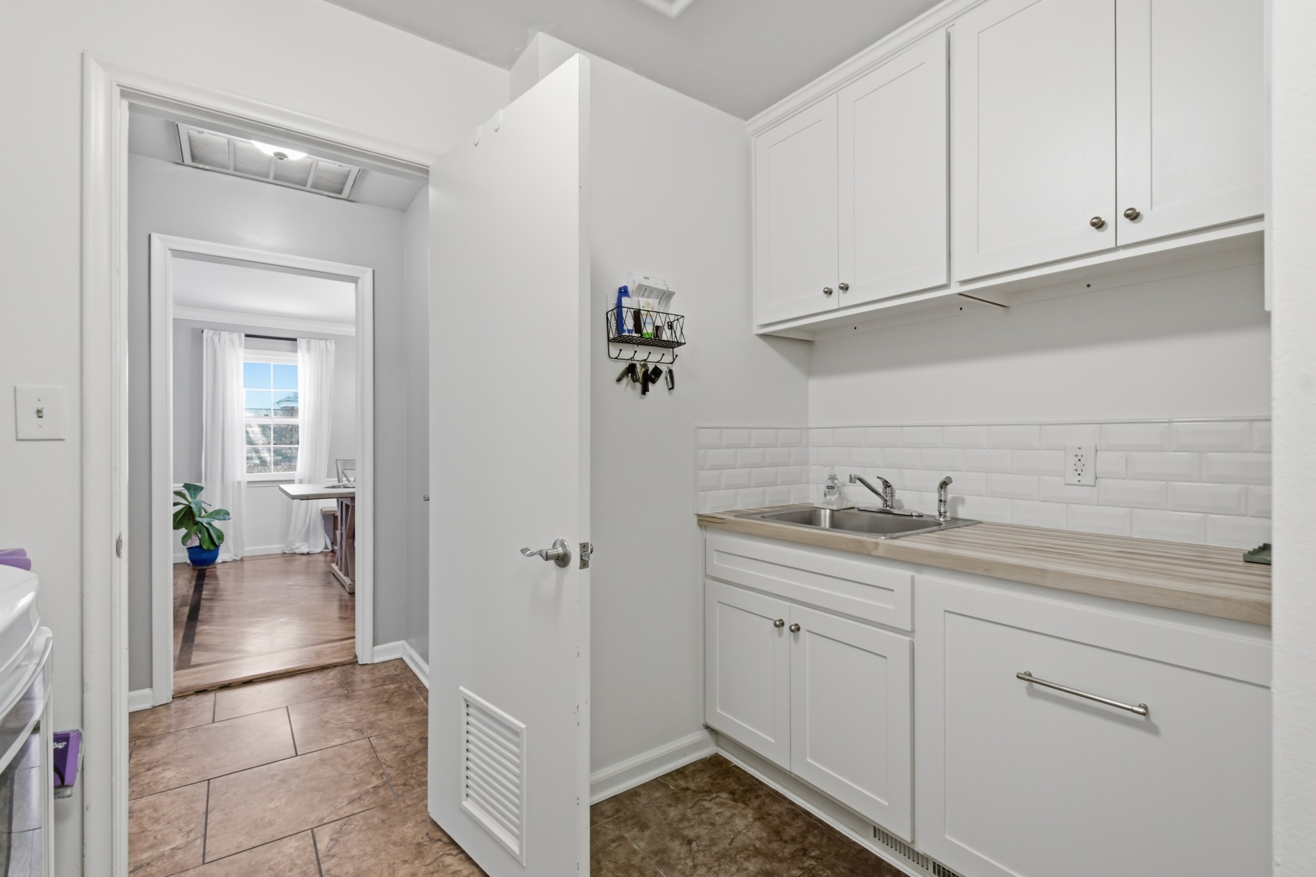 6748 S Atlanta Place Property Photo 23