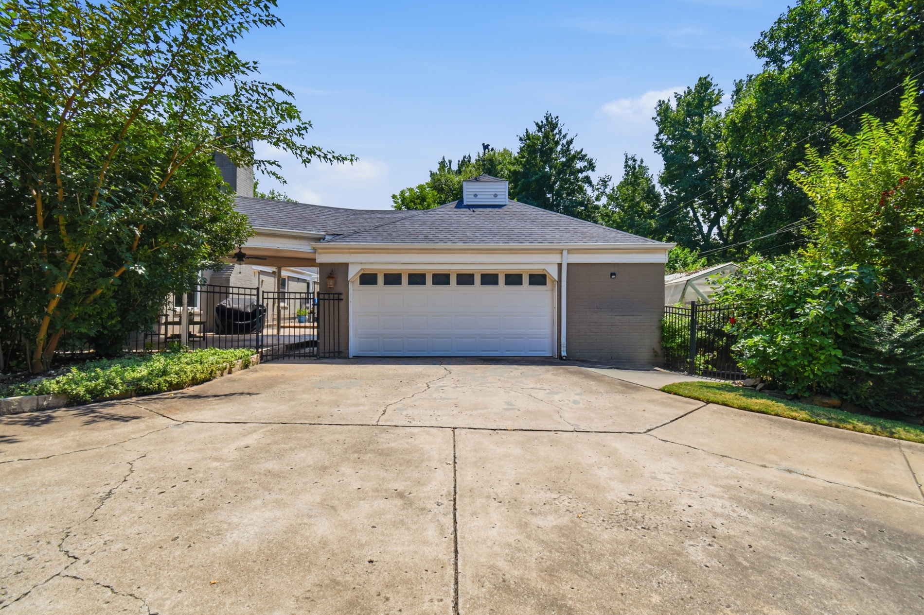 6748 S Atlanta Place Property Photo 45