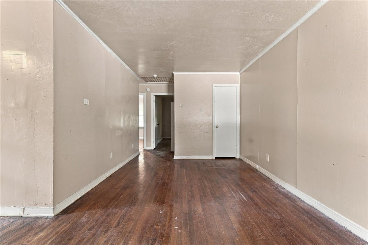 1830 N Martin Luther King Jr Boulevard E Property Photo 2