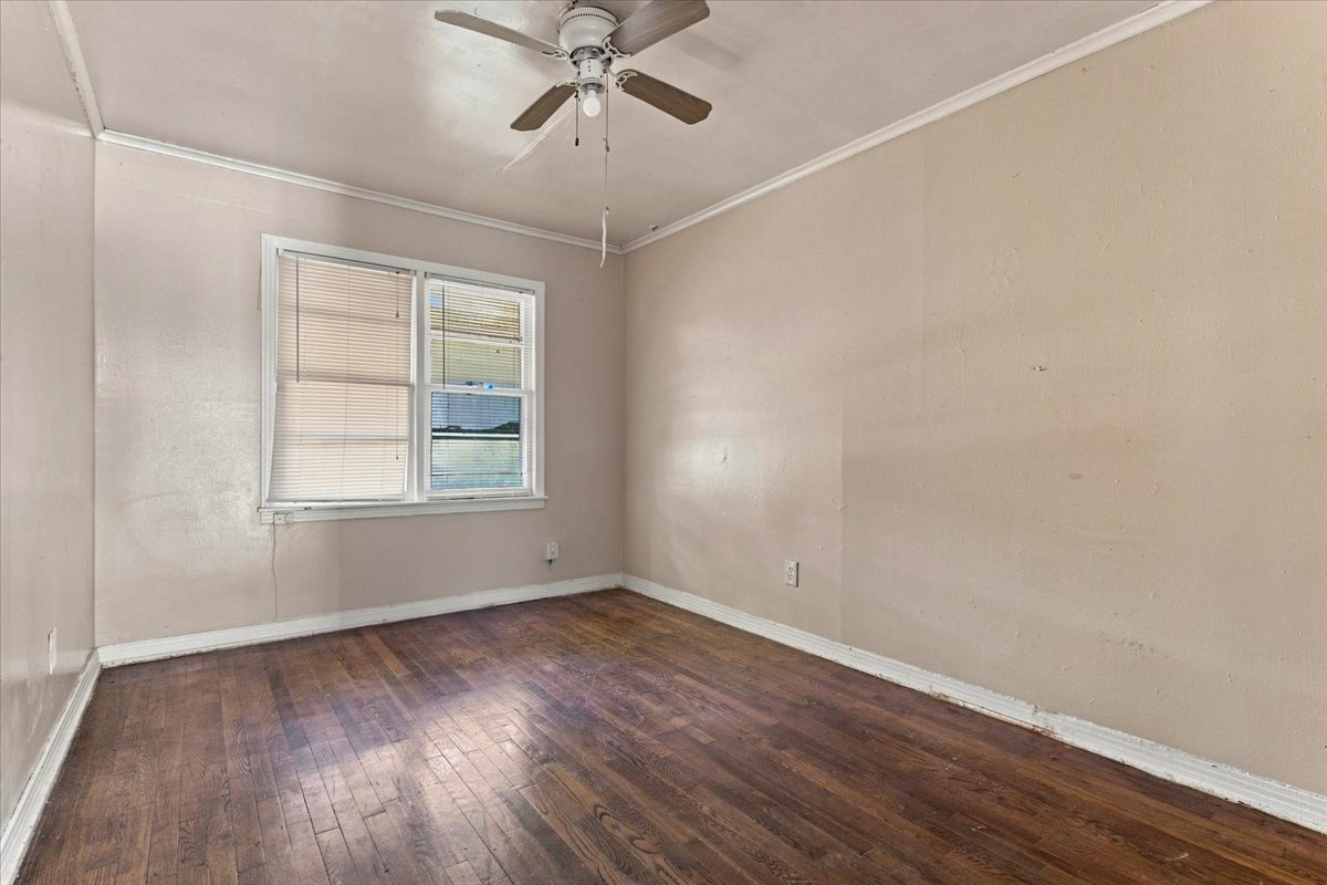 1830 N Martin Luther King Jr Boulevard E Property Photo 6
