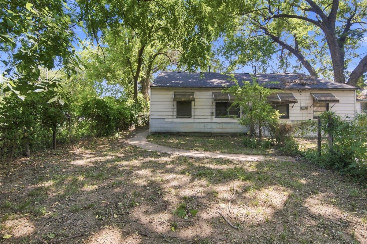 1830 N Martin Luther King Jr Boulevard E Property Photo 13