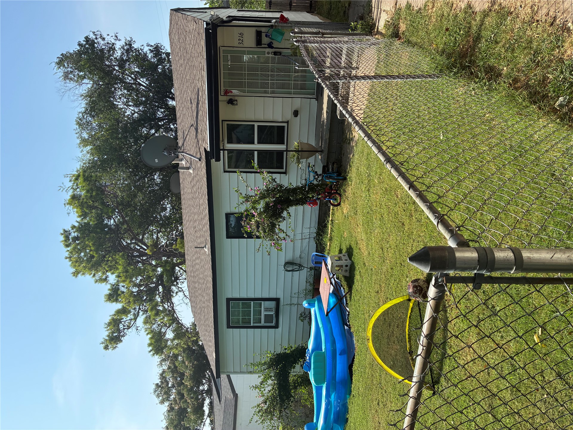 3216 E Oklahoma Place Property Photo 1