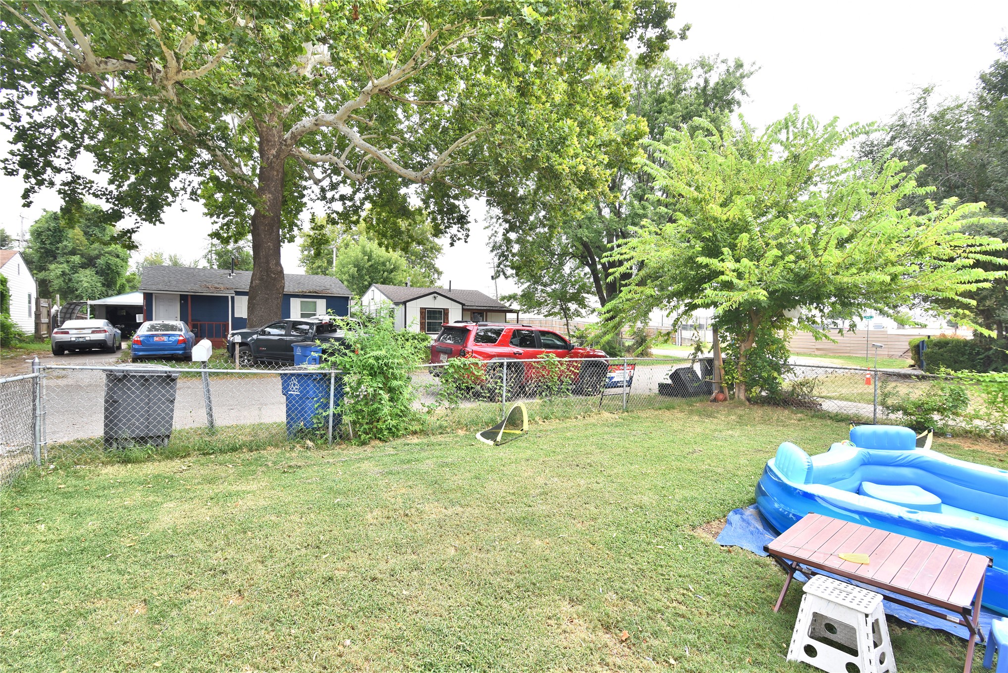 3216 E Oklahoma Place Property Photo 6