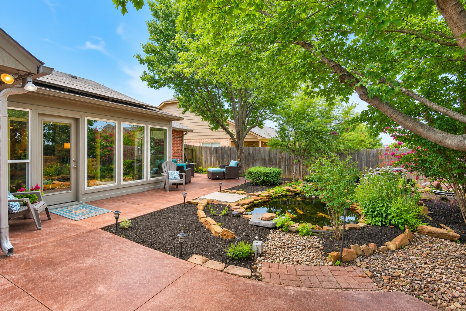 303 E 126th Street S Property Photo 10