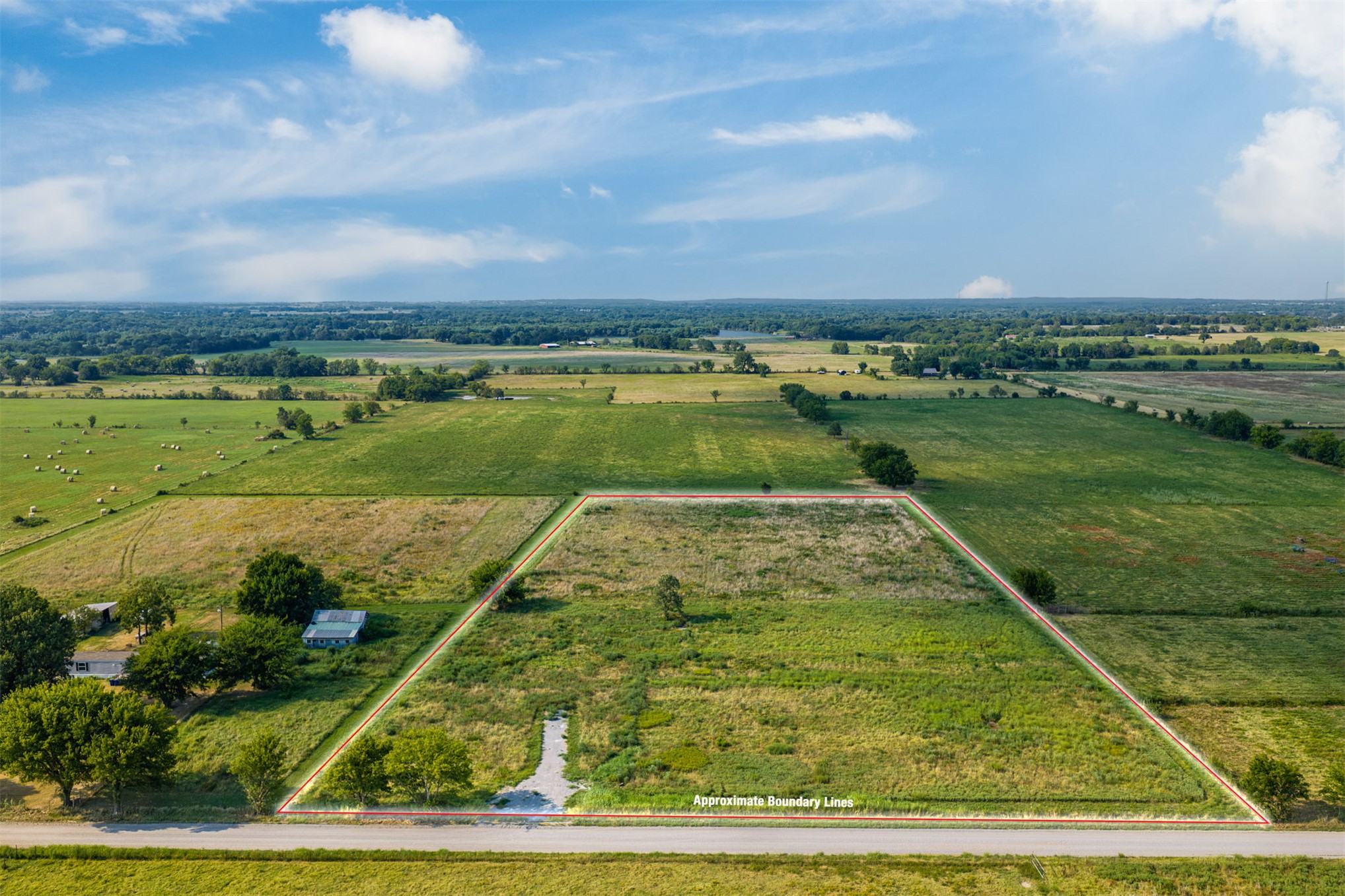 6347 E 410 Road Property Photo 6