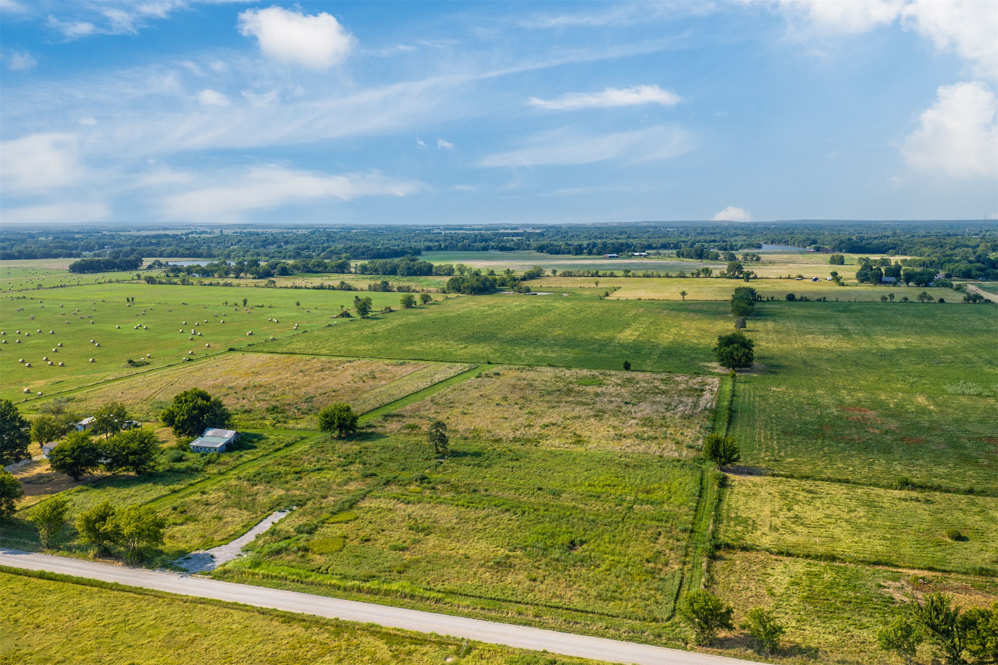 6347 E 410 Road Property Photo 14