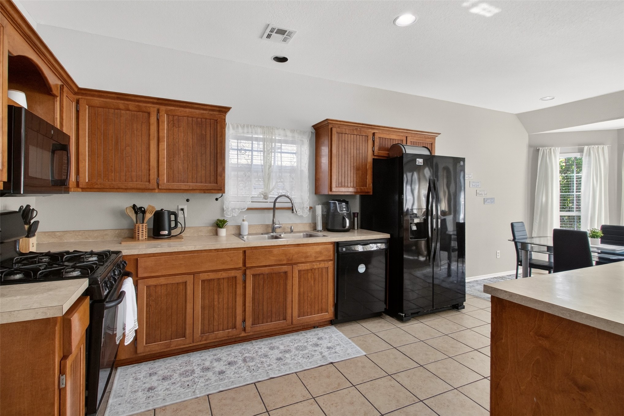 1004 S 75th Street Property Photo 12