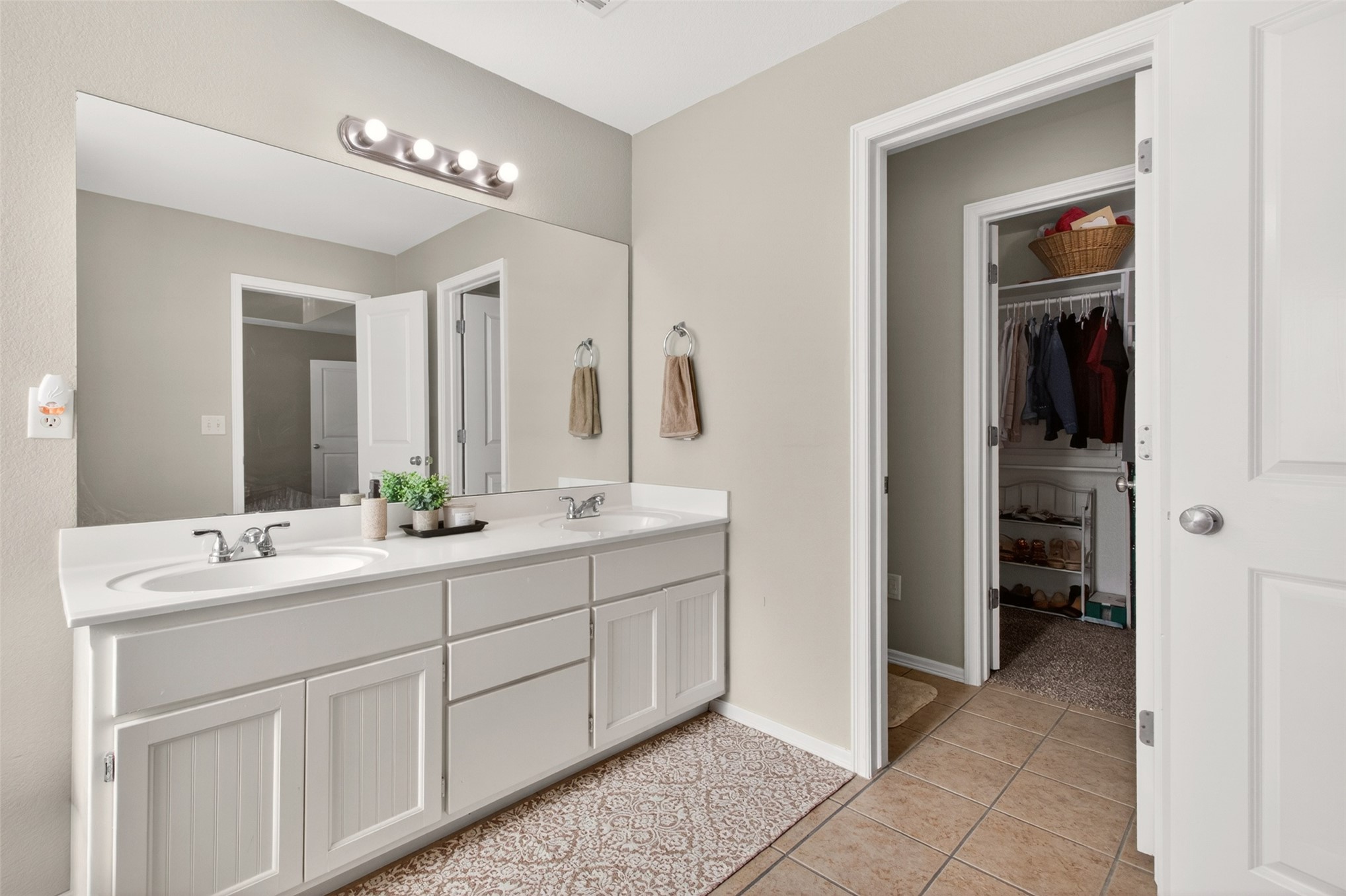 1004 S 75th Street Property Photo 26