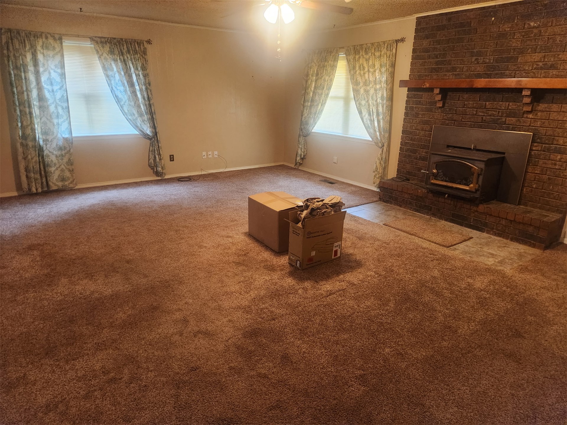 10120 S 353rd East Avenue Property Photo 2