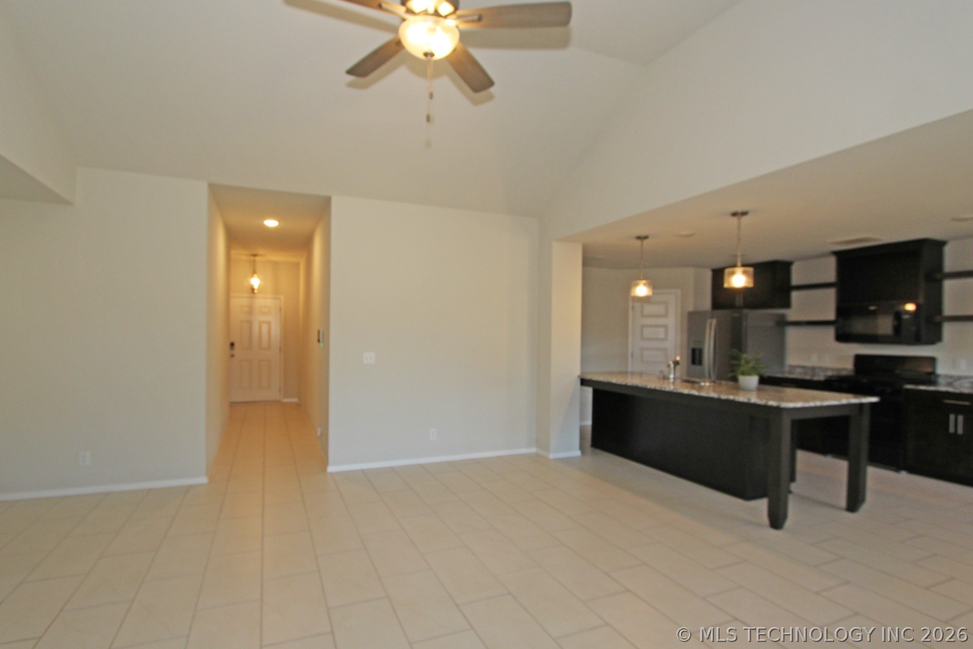 1664 E 138 Street Property Photo 3