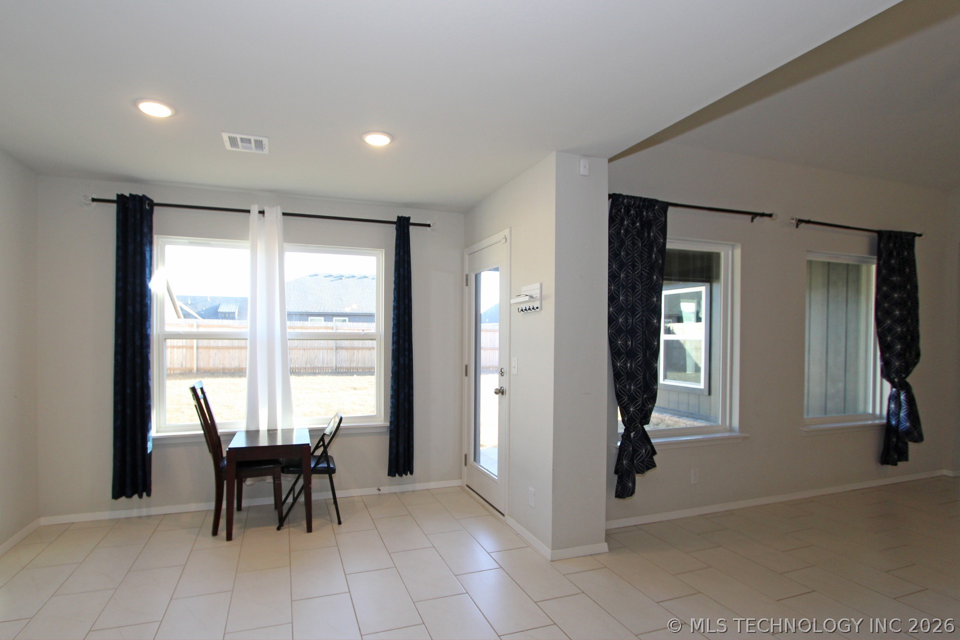 1664 E 138 Street Property Photo 5