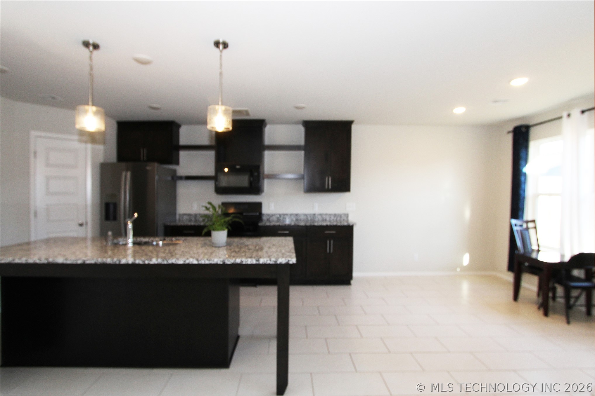 1664 E 138 Street Property Photo 13