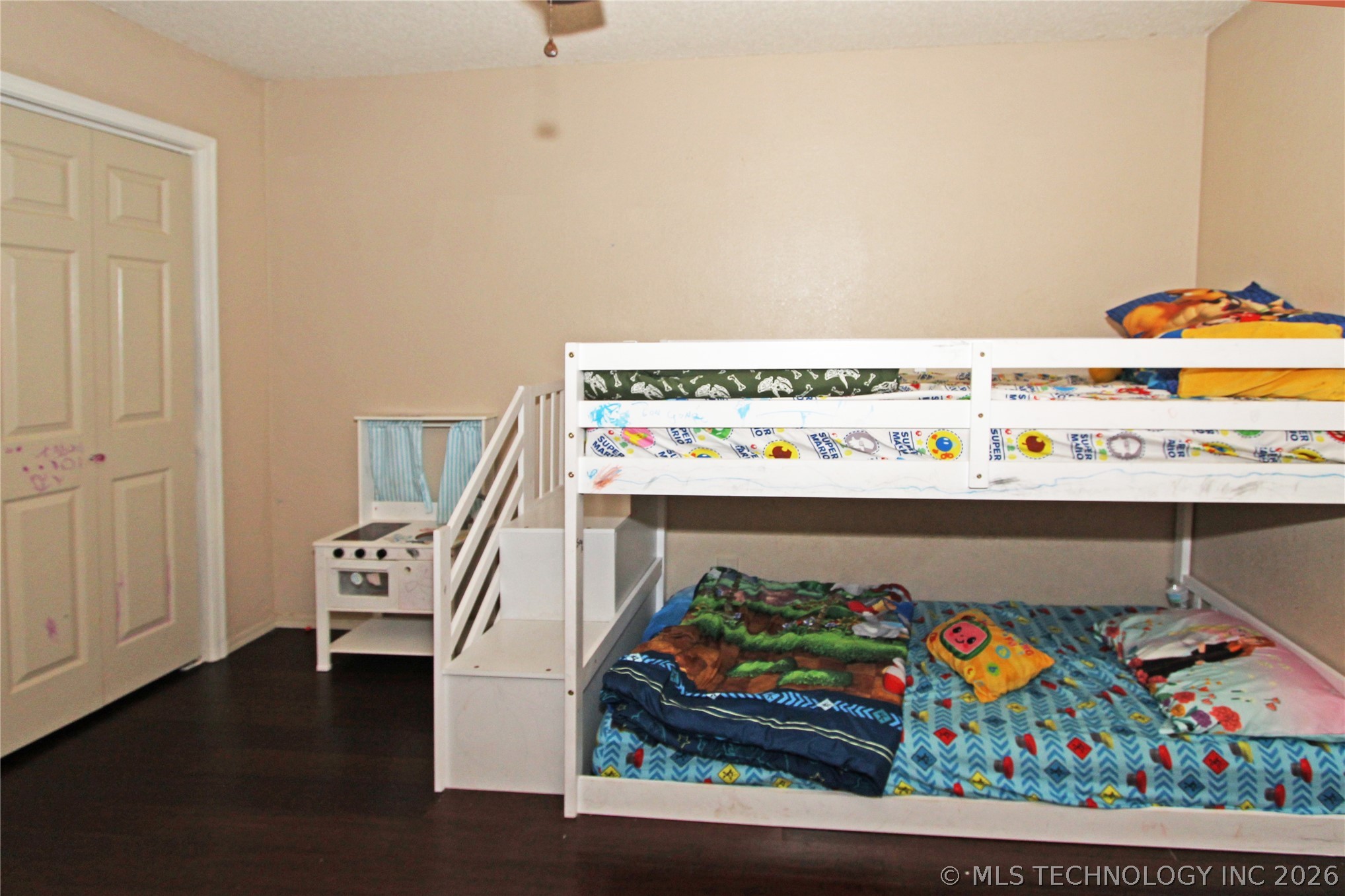 1664 E 138 Street Property Photo 21