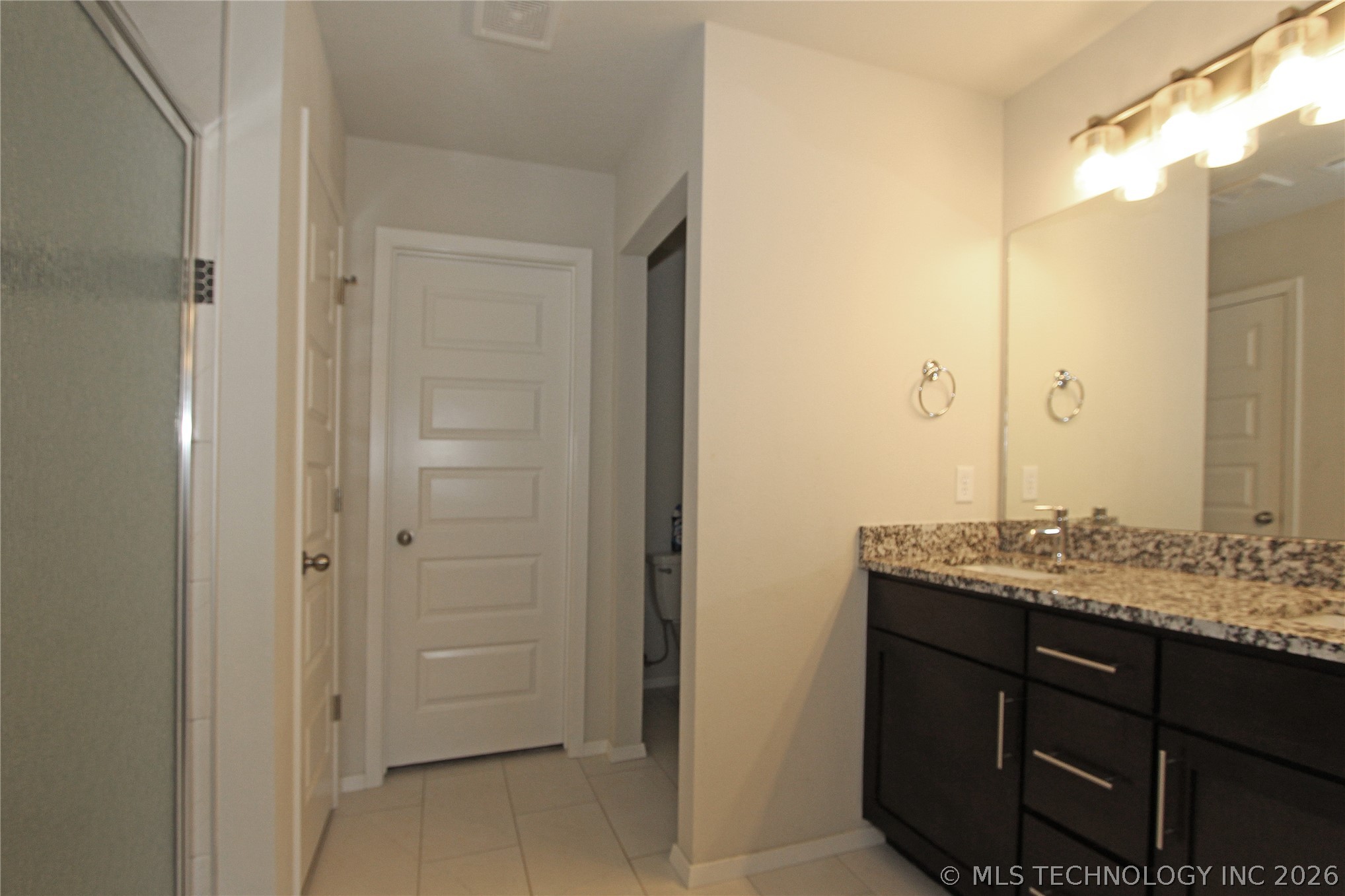 1664 E 138 Street Property Photo 22