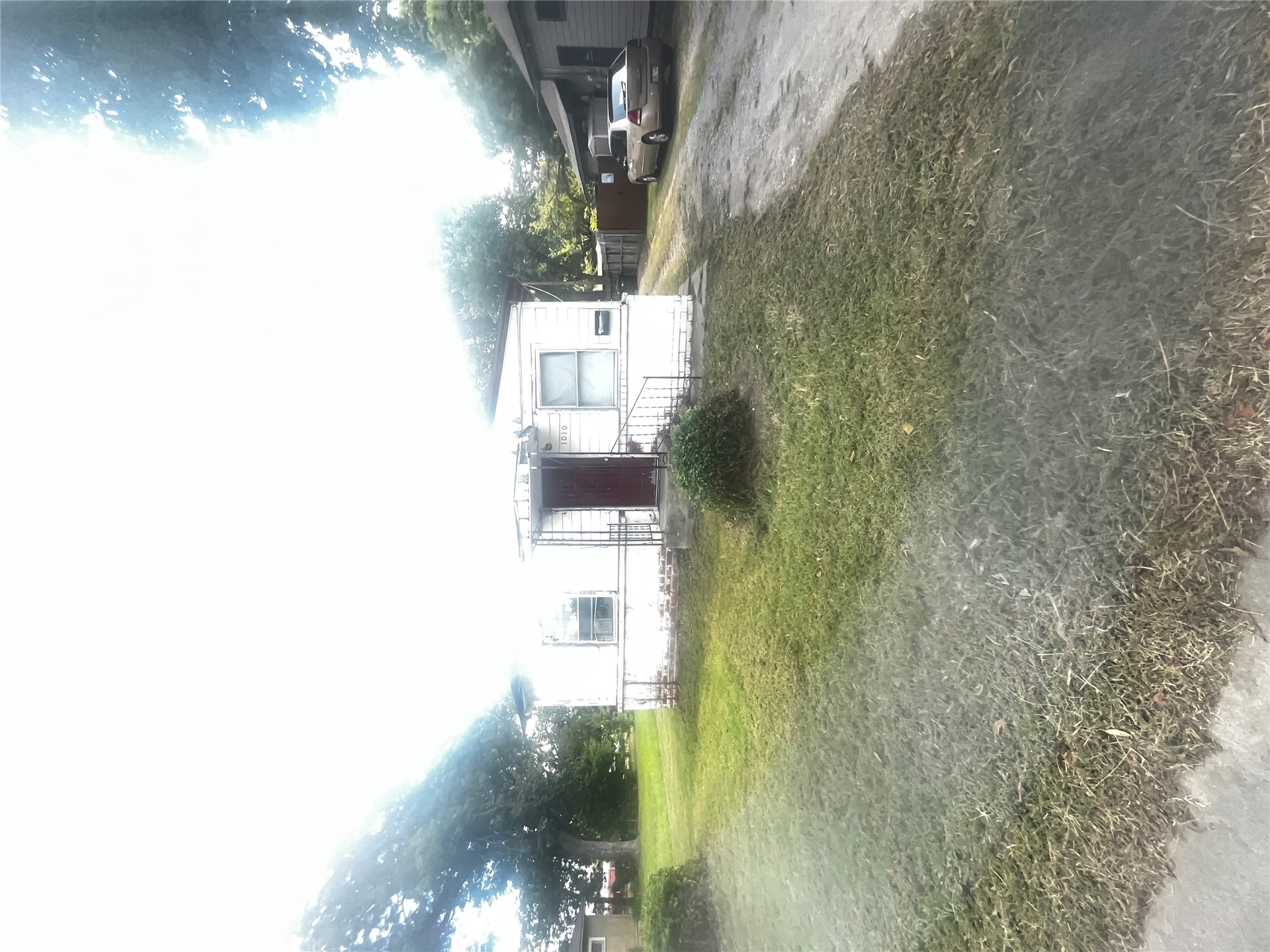 1010 E Line Avenue Property Photo 2