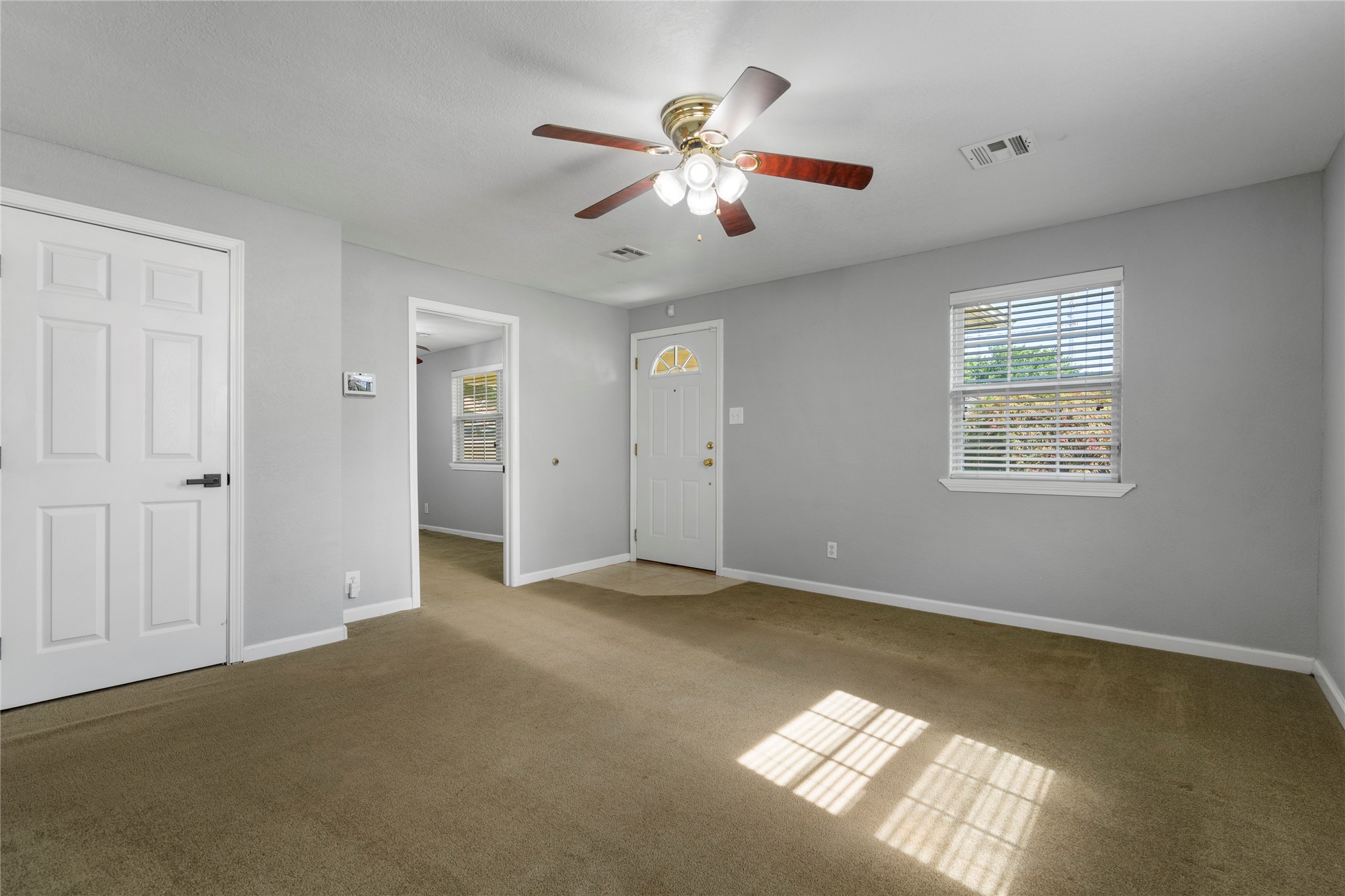 831 E Elgin Place Property Photo 3