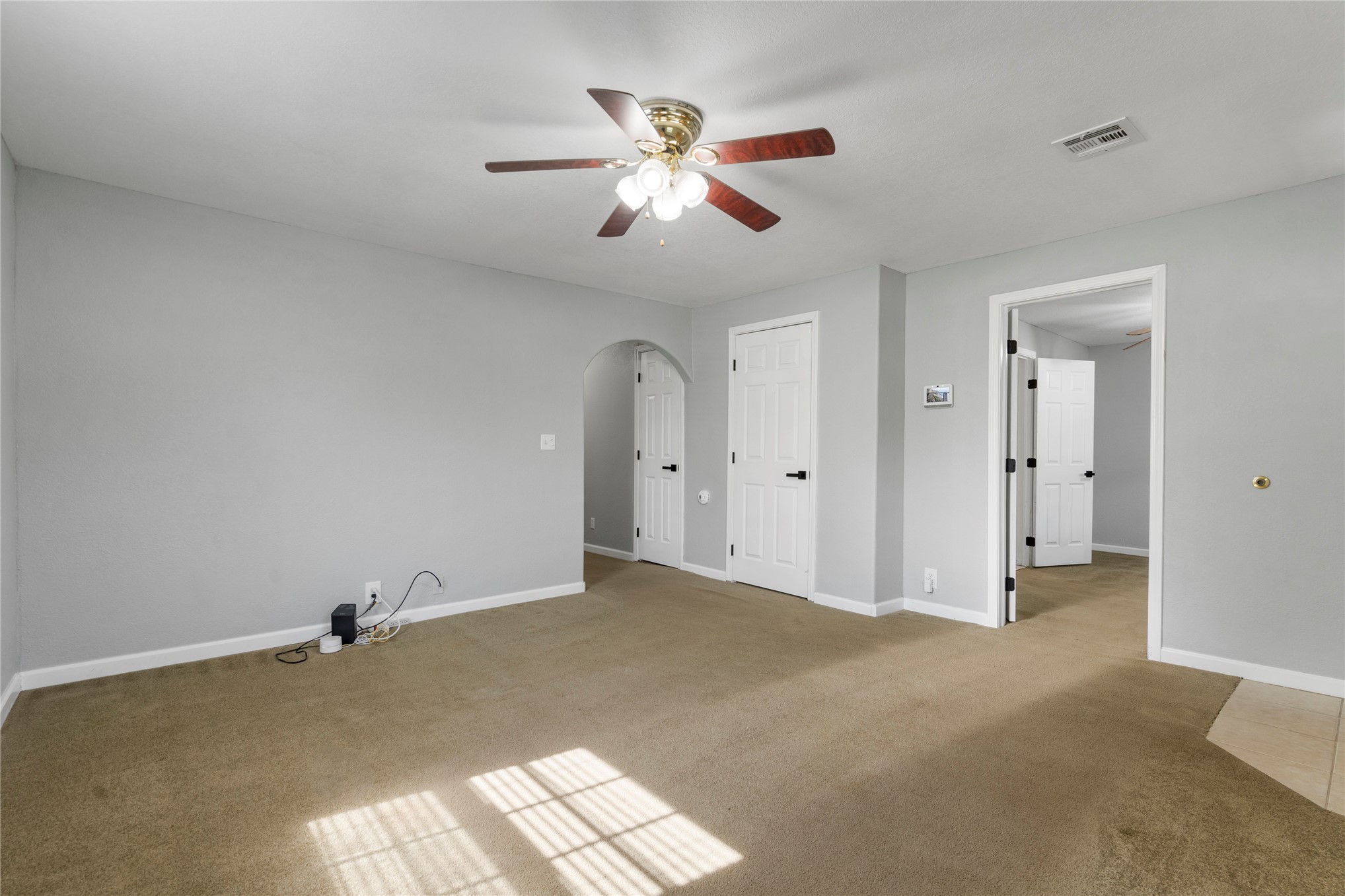 831 E Elgin Place Property Photo 4