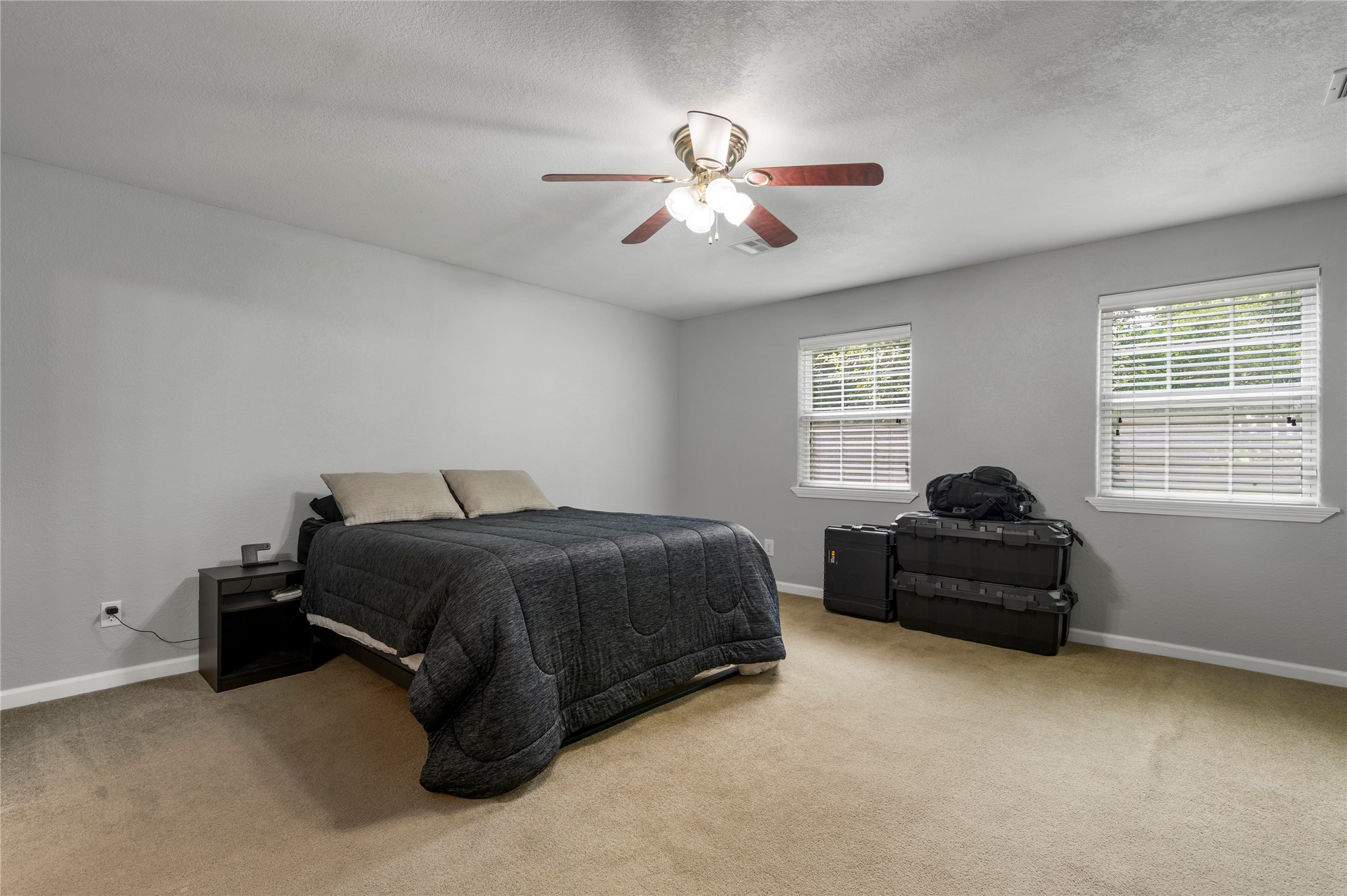 831 E Elgin Place Property Photo 12