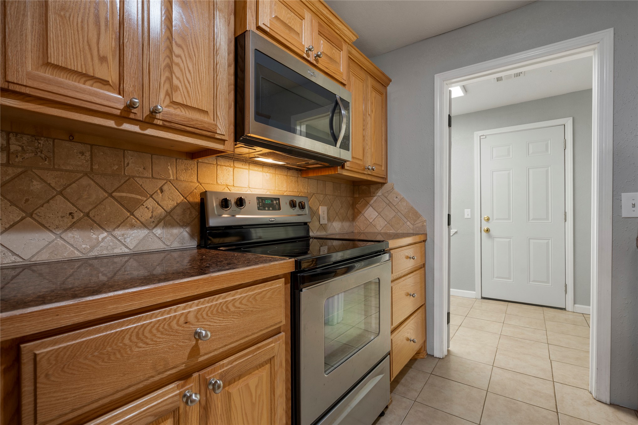 831 E Elgin Place Property Photo 18