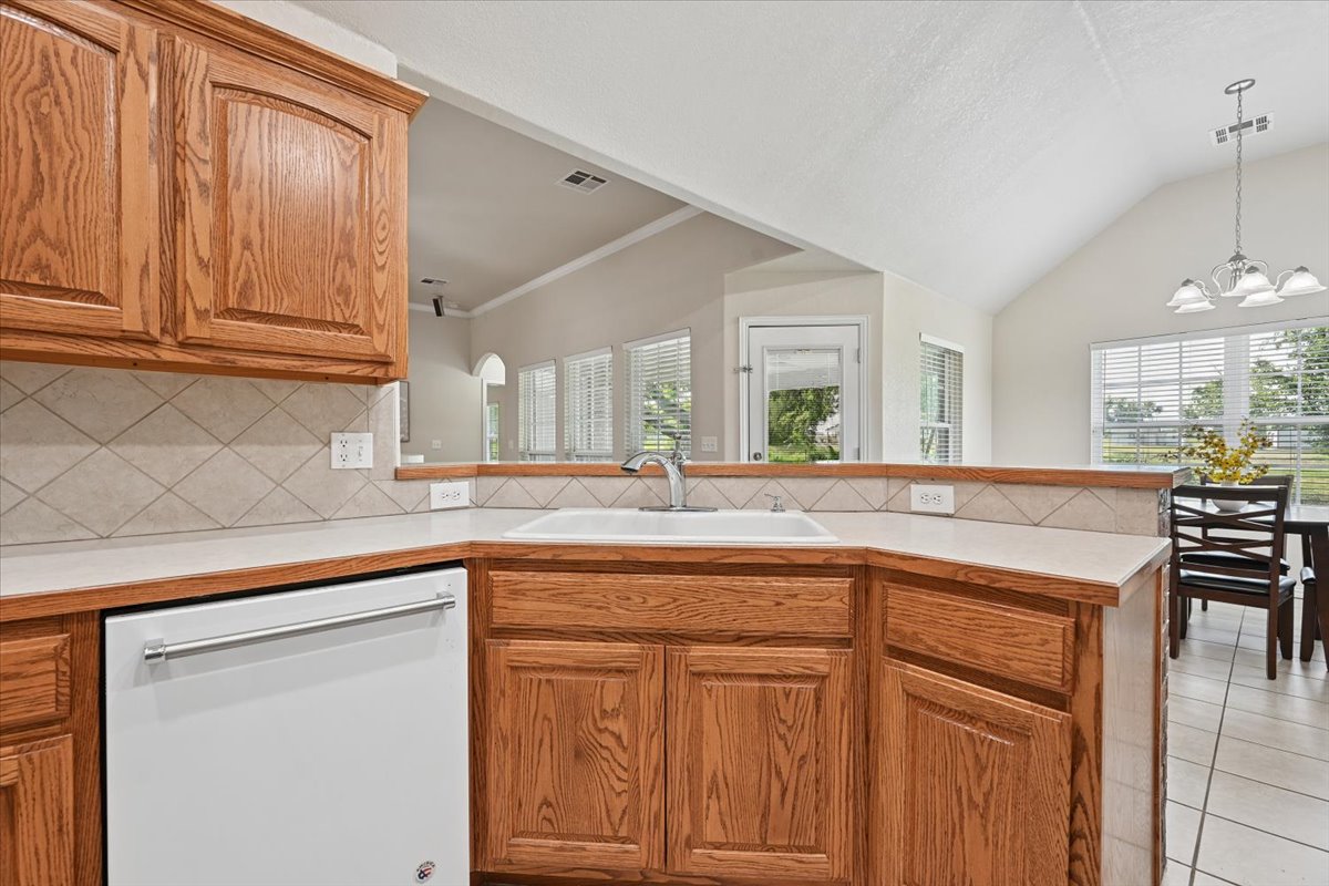 12808 E 170th Street North Property Photo 17