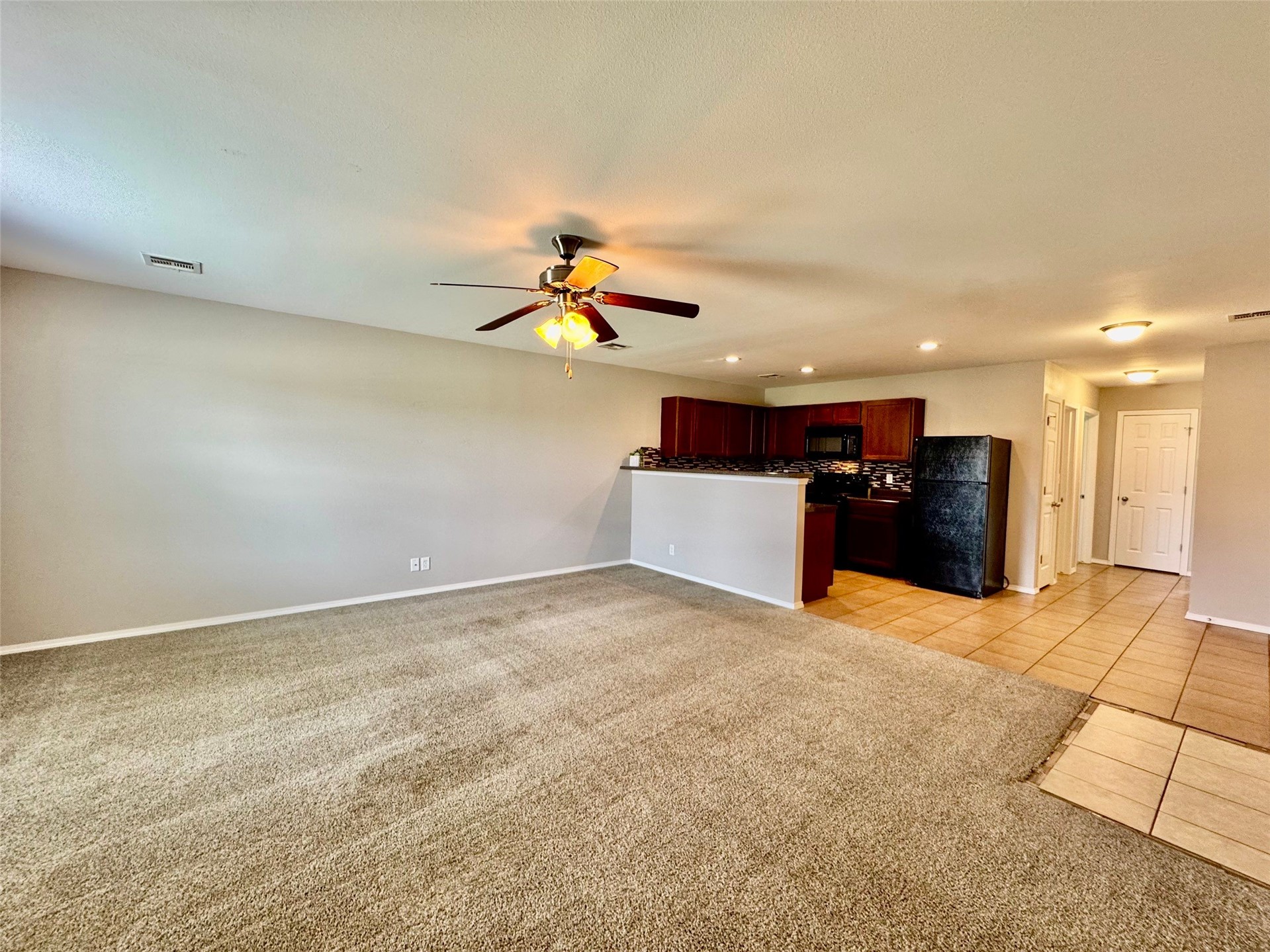 3504 E Gillette Street Property Photo 12
