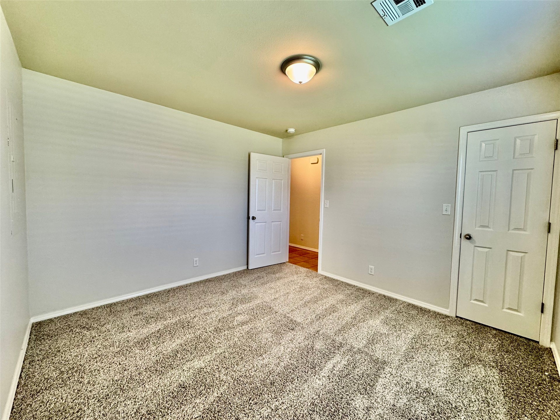 3504 E Gillette Street Property Photo 18
