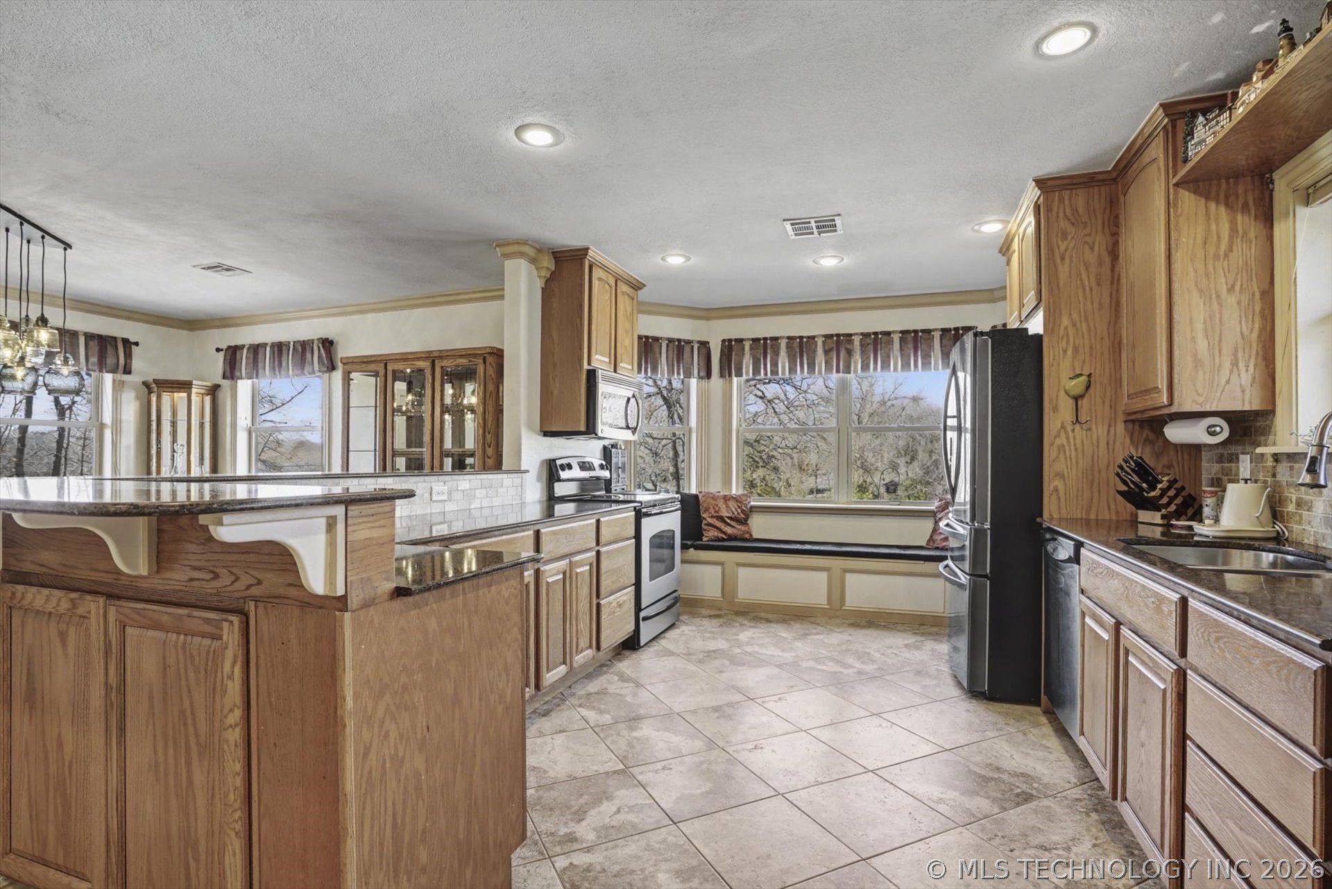 11549 S 49th West Avenue Property Photo 15