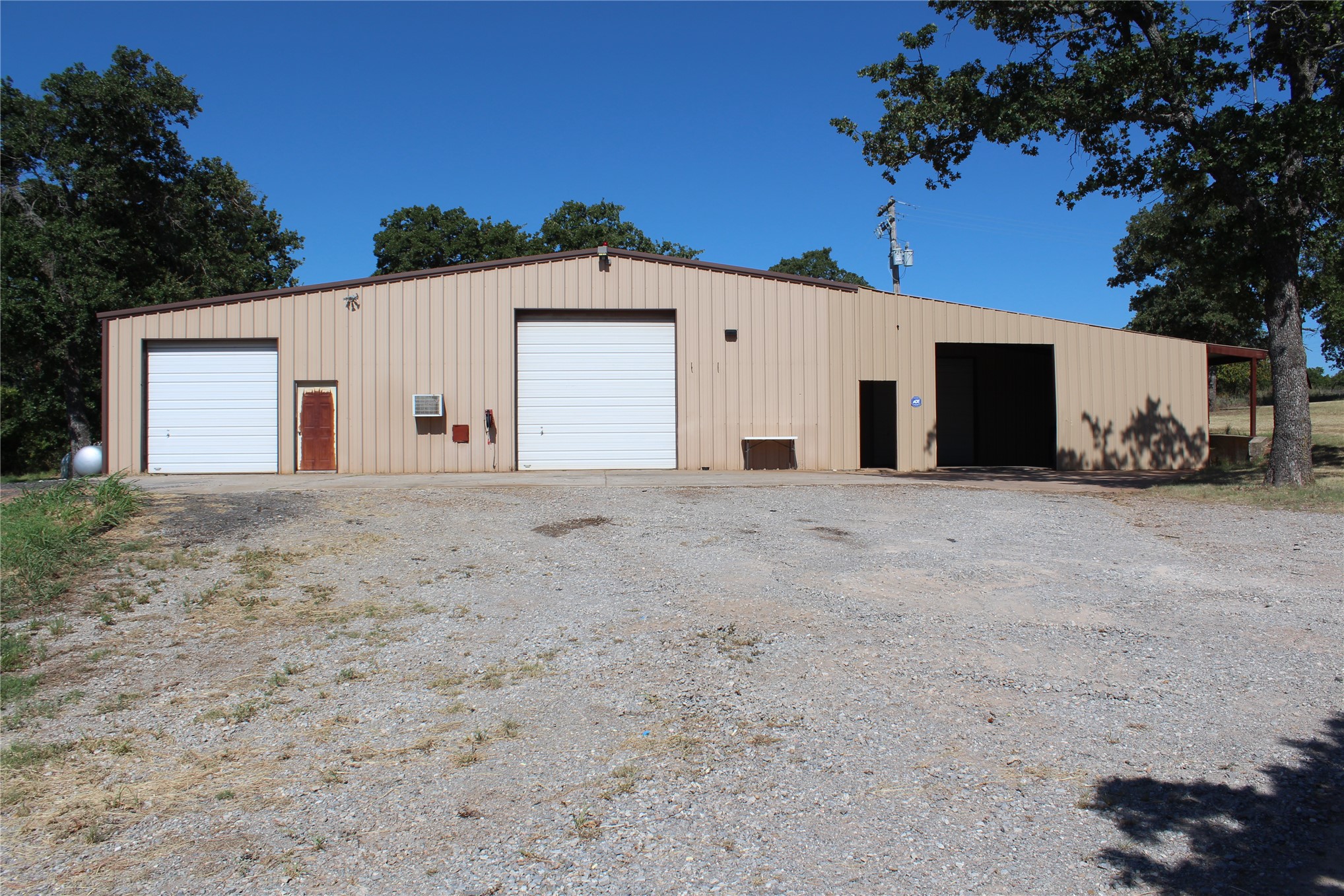 4414 York Road Property Photo 2