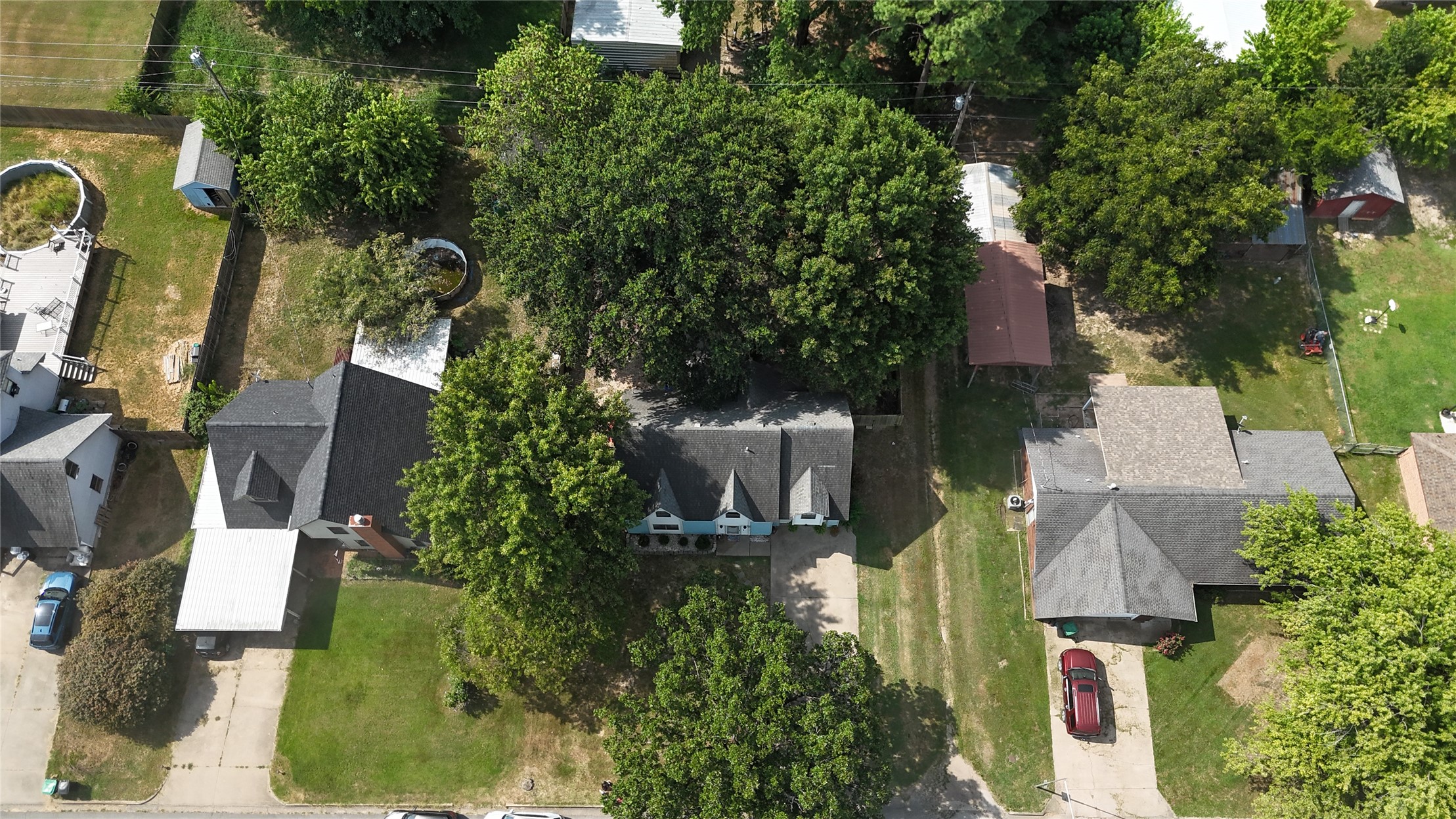 1218 E Boone Street Property Photo 2