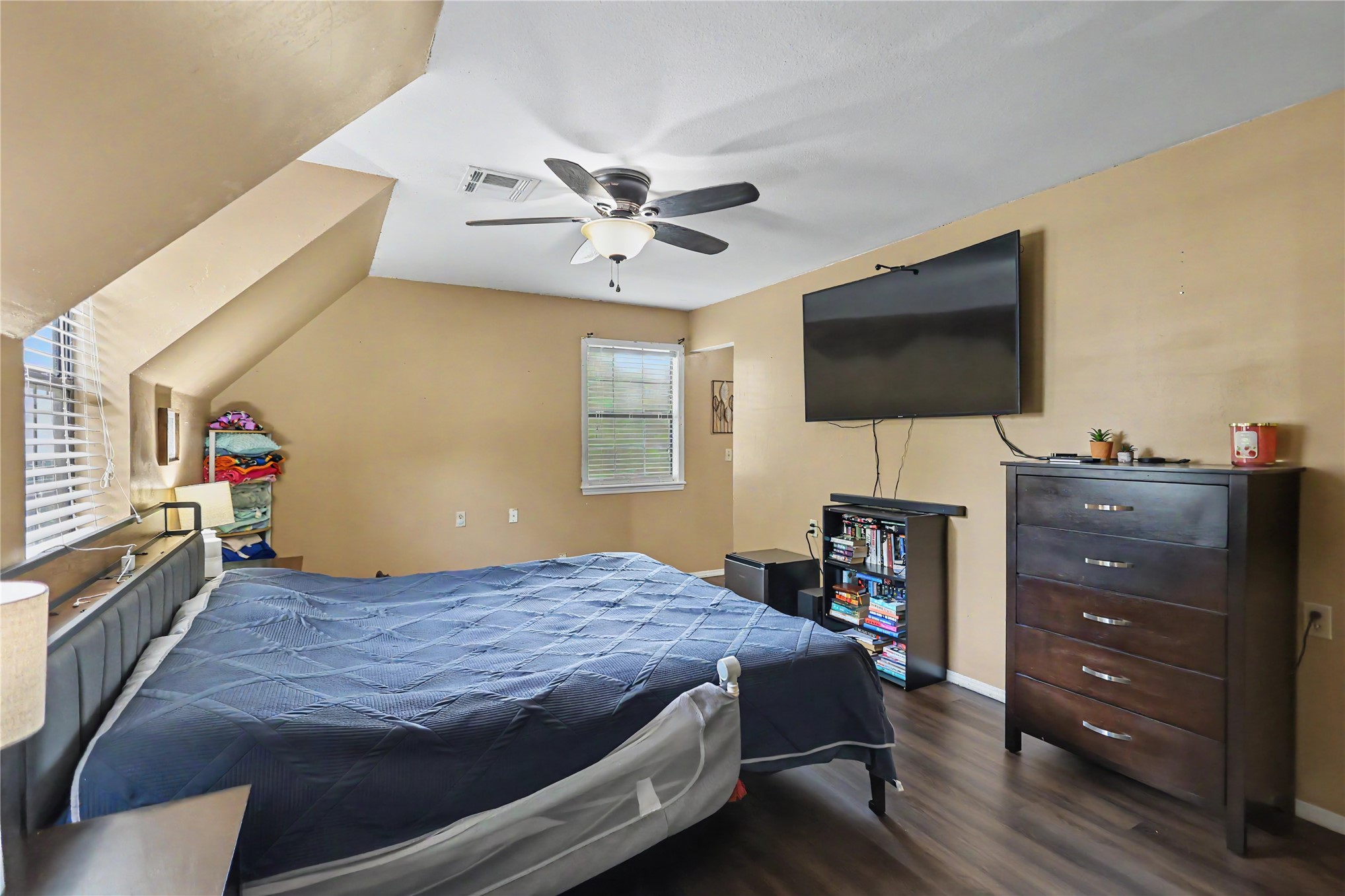1218 E Boone Street Property Photo 40