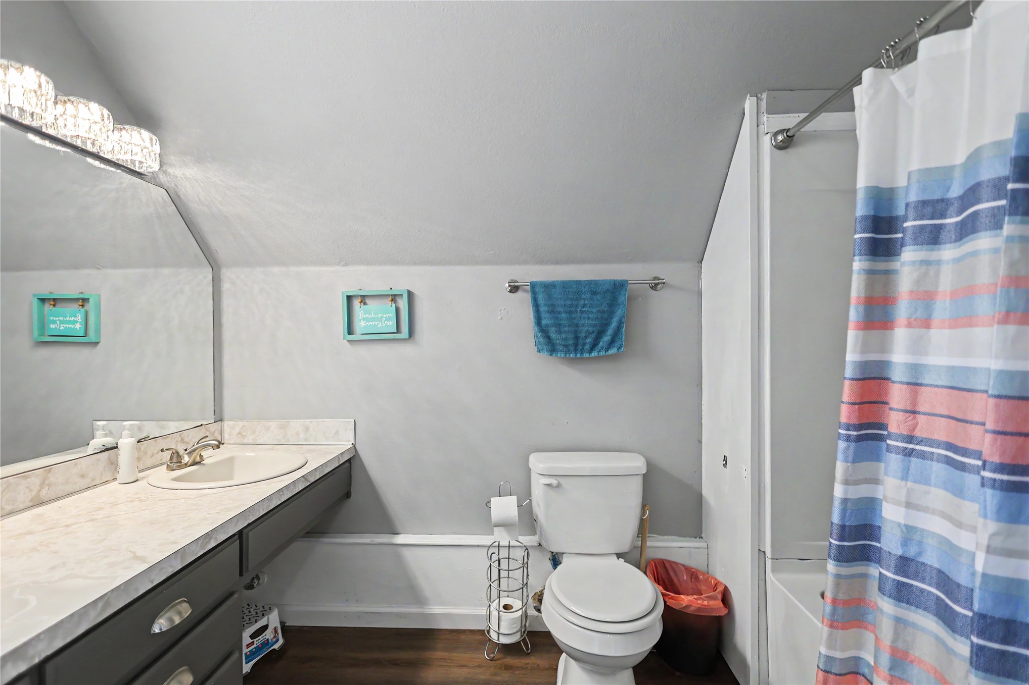 1218 E Boone Street Property Photo 45
