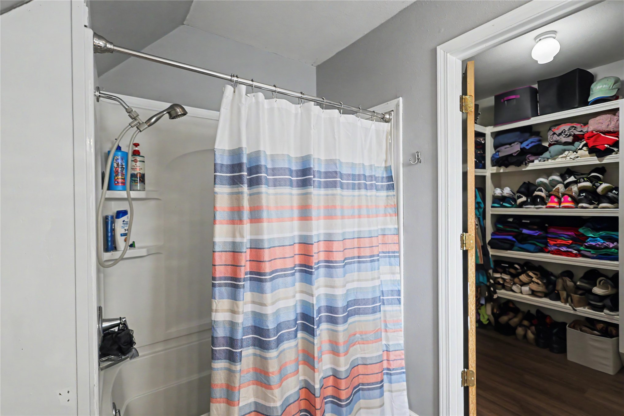 1218 E Boone Street Property Photo 47