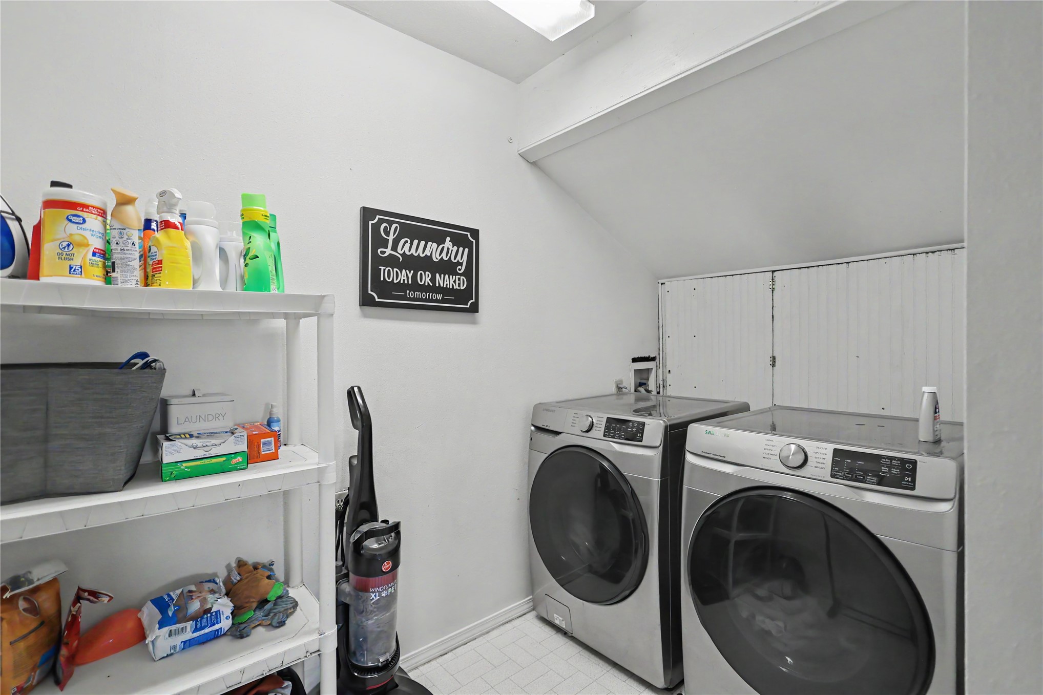 1218 E Boone Street Property Photo 53