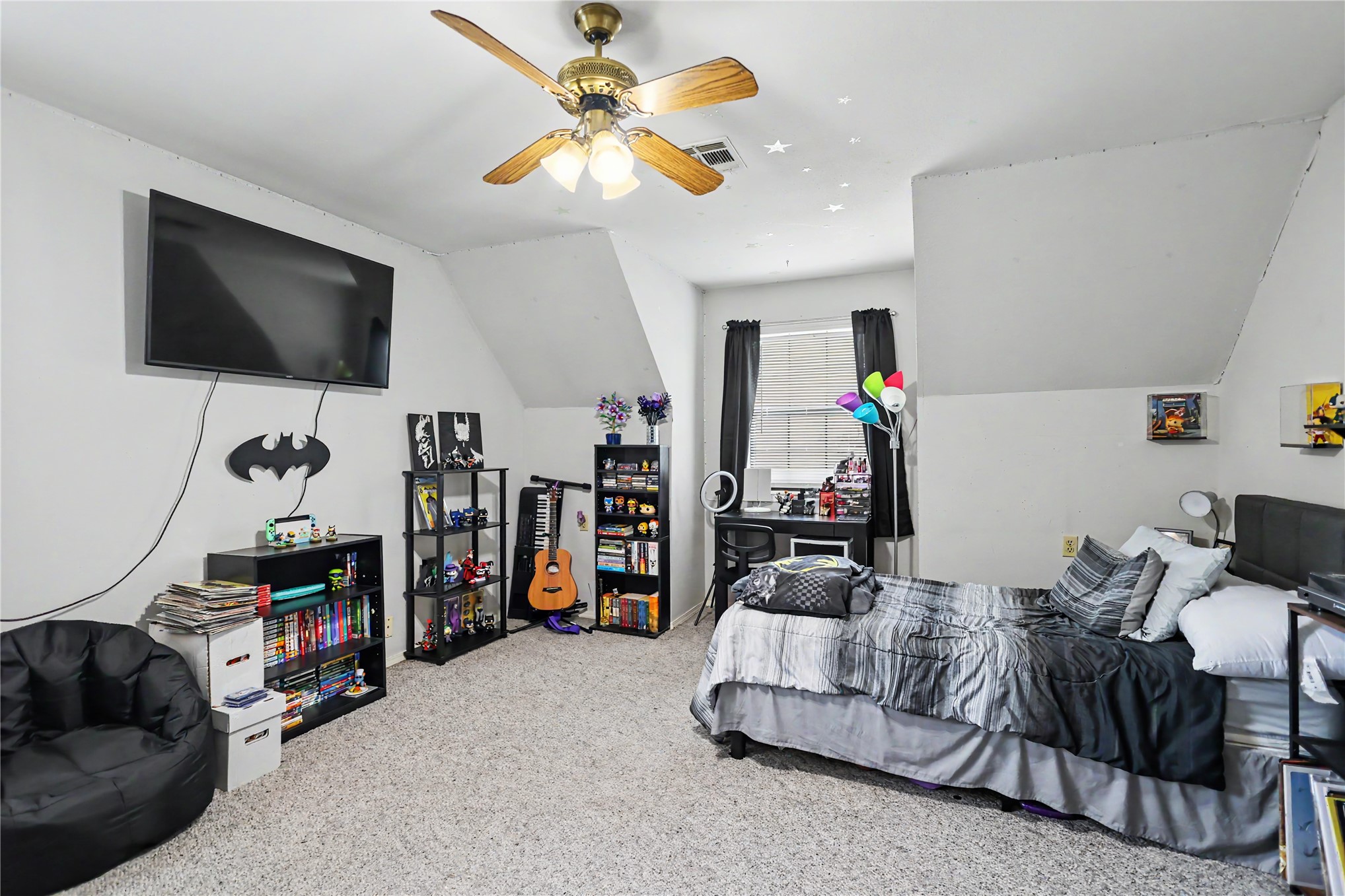 1218 E Boone Street Property Photo 56