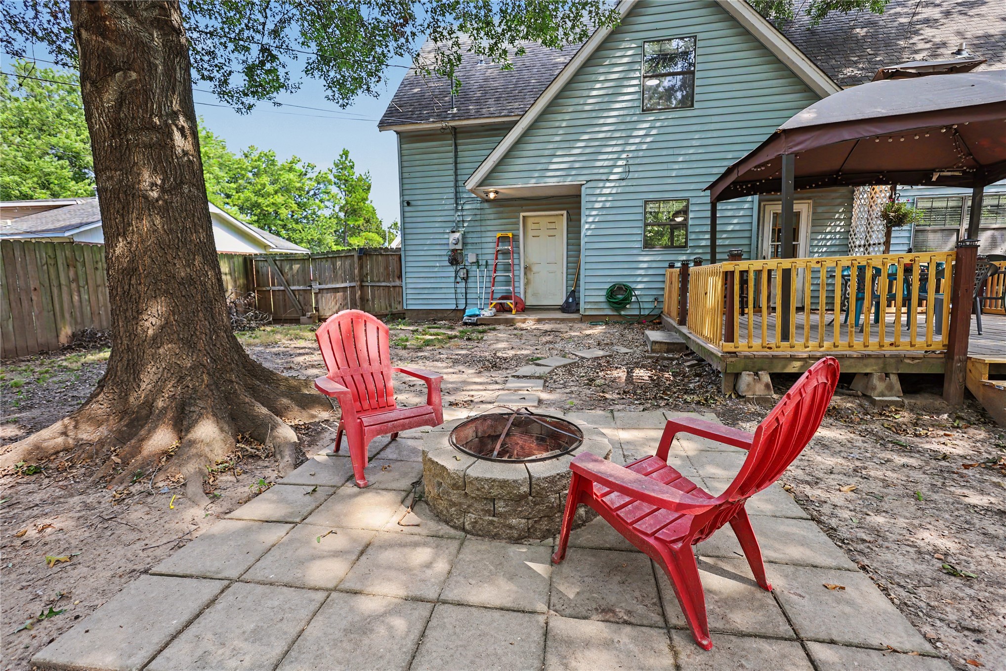 1218 E Boone Street Property Photo 76
