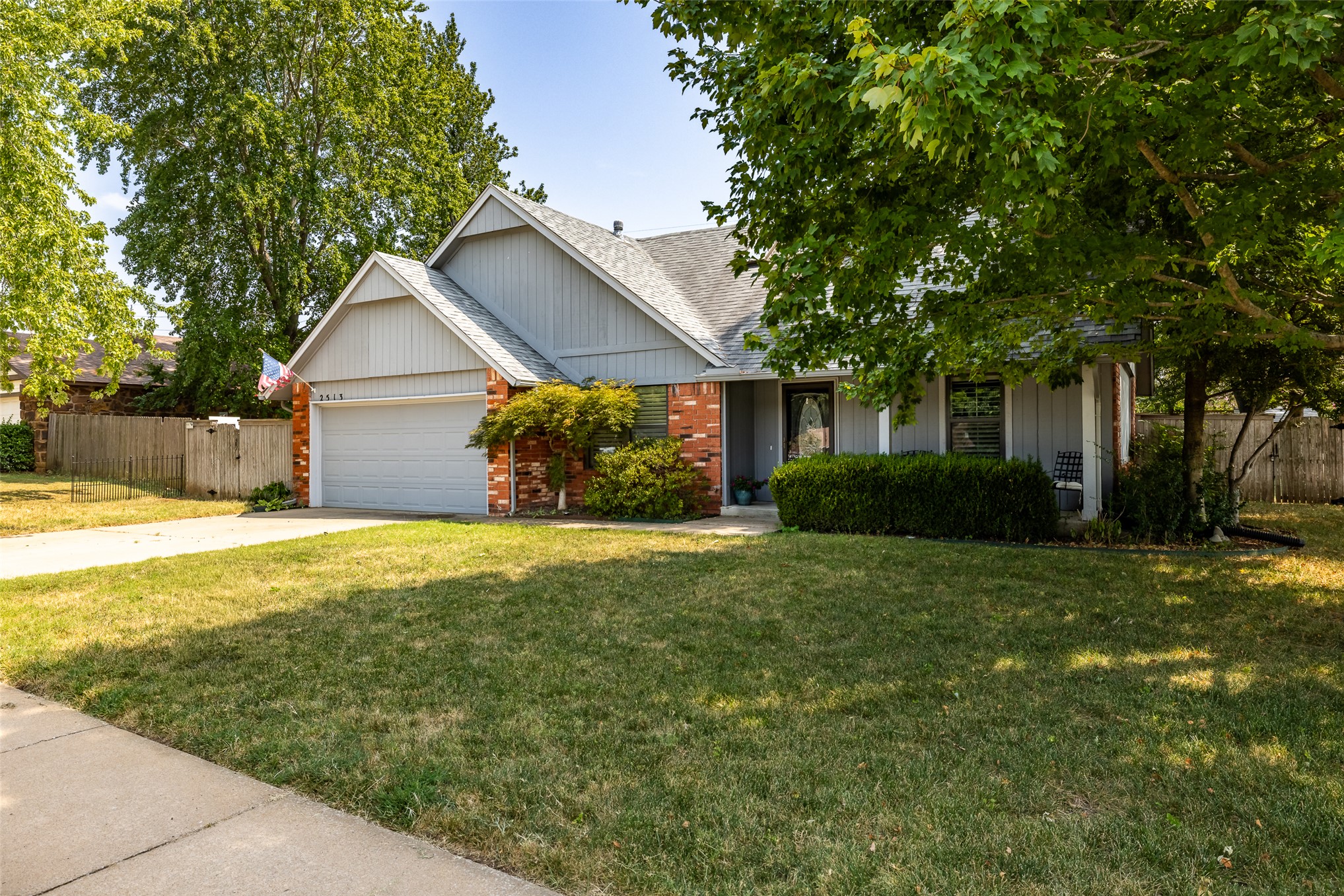 2513 E Reno Street Property Photo 7