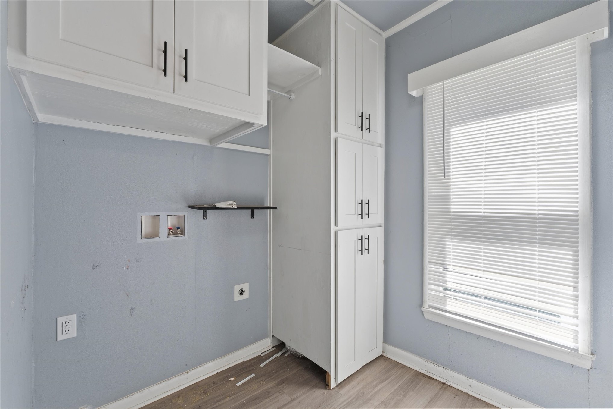 1563 S Oak Avenue Property Photo 18