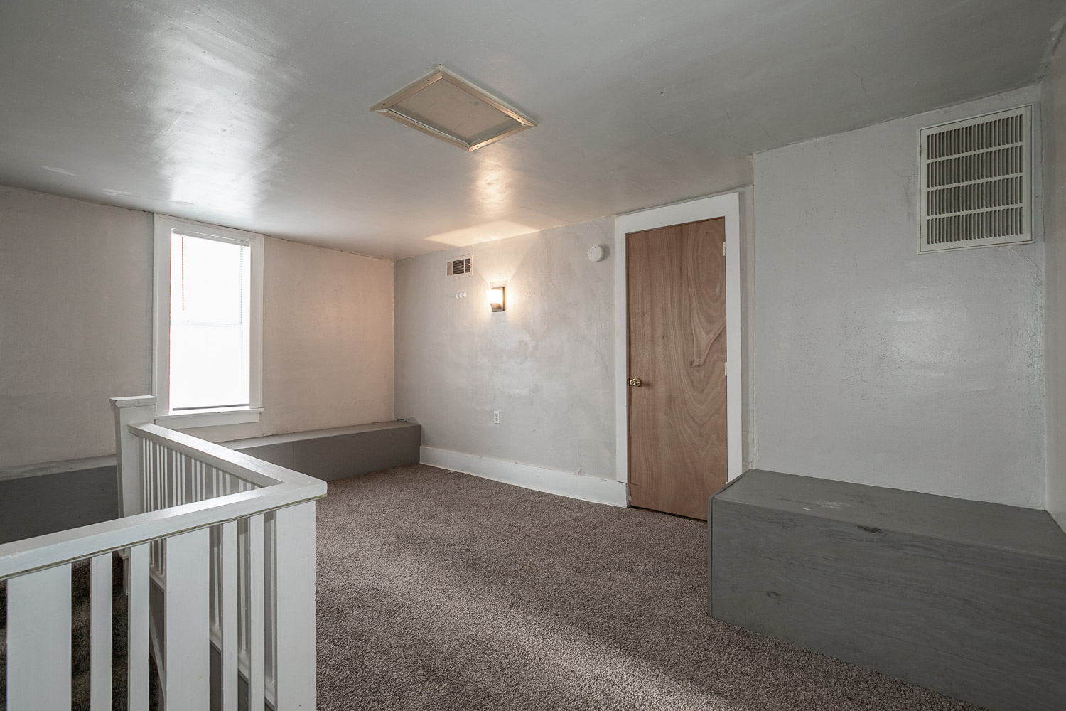 516 S Yorktown Avenue Property Photo 18