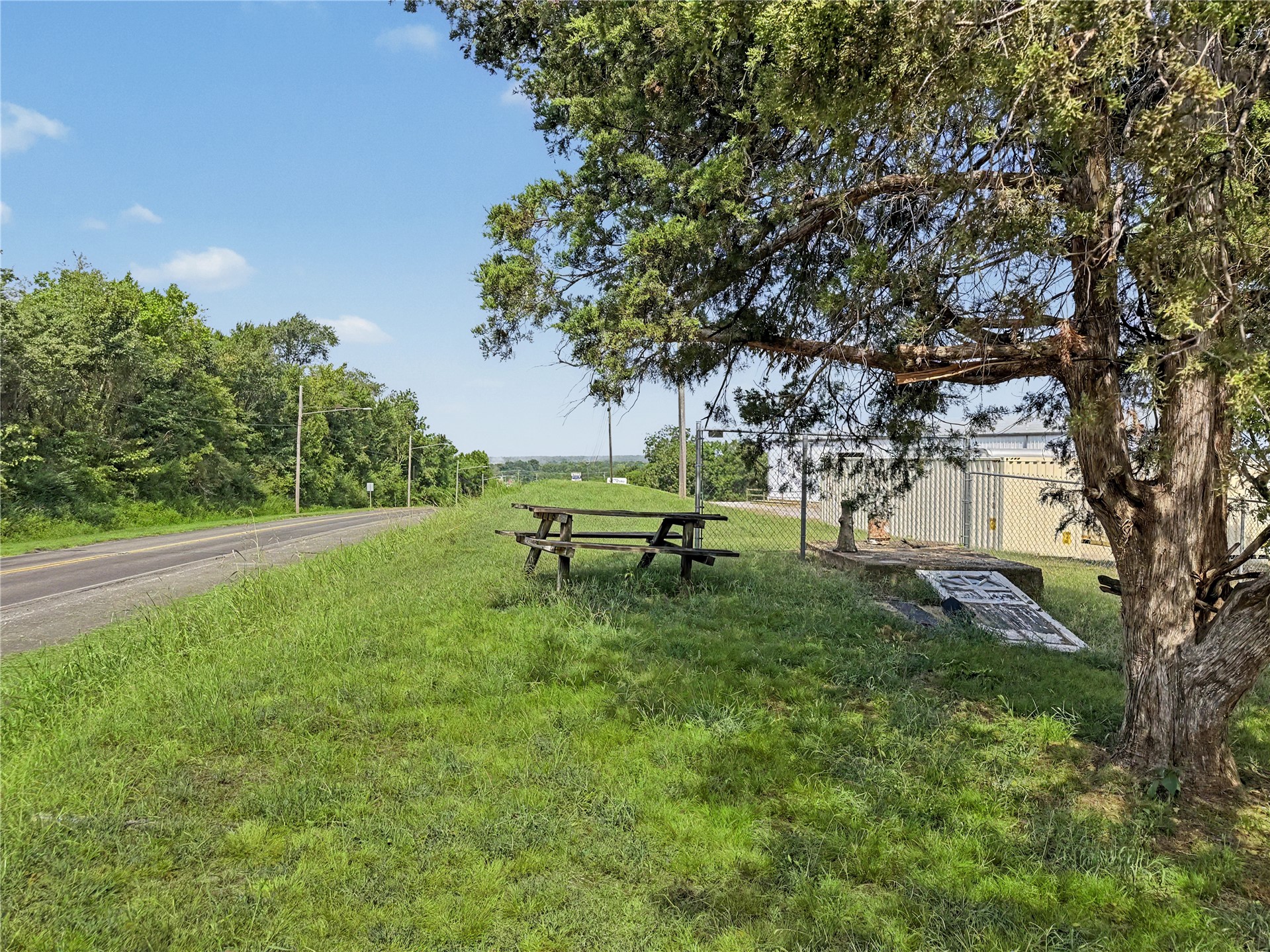1408 W Choctaw Street Property Photo 9